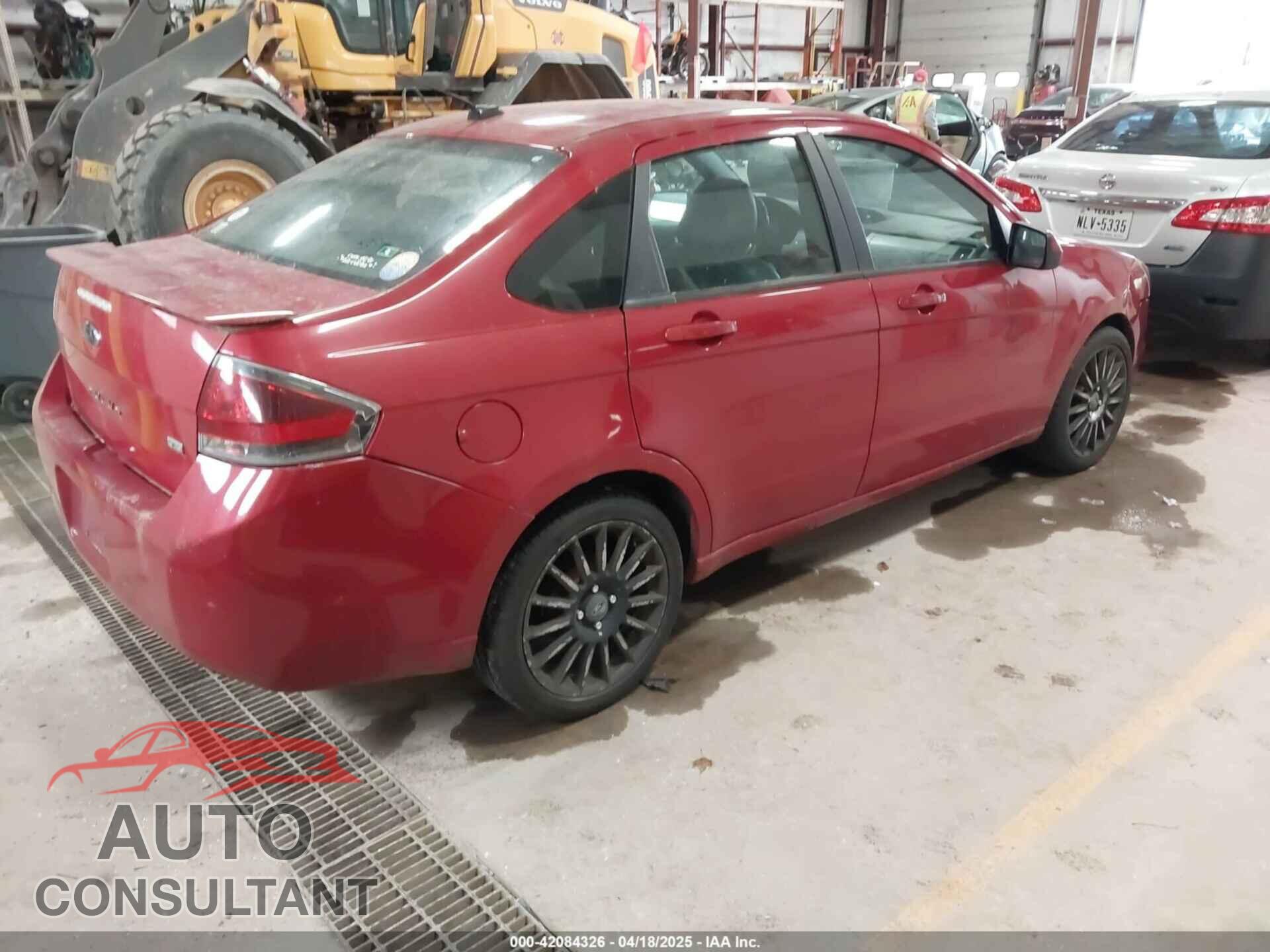 FORD FOCUS 2011 - 1FAHP3GN1BW113768