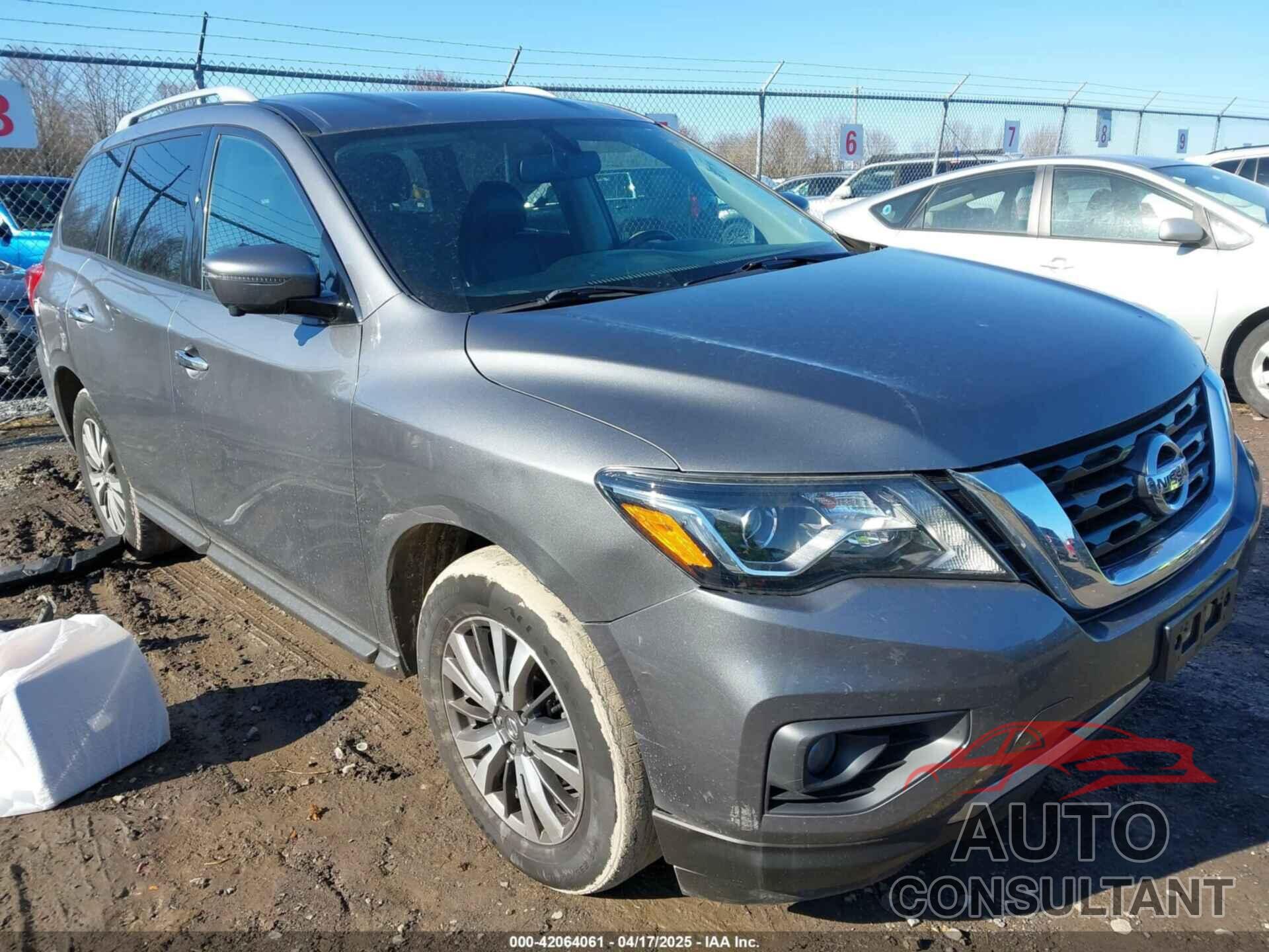 NISSAN PATHFINDER 2019 - 5N1DR2MM7KC627310