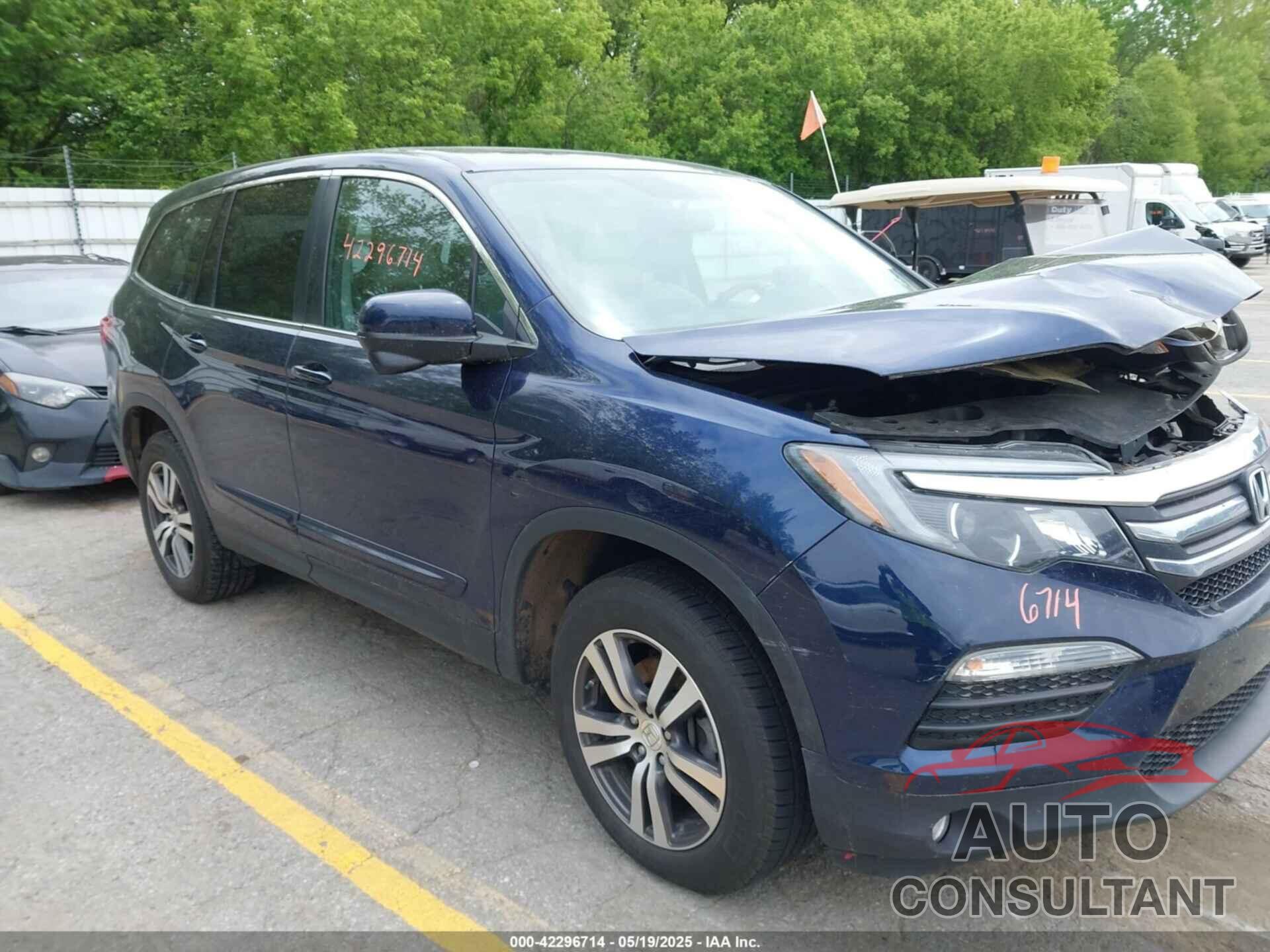 HONDA PILOT 2018 - 5FNYF6H57JB046433