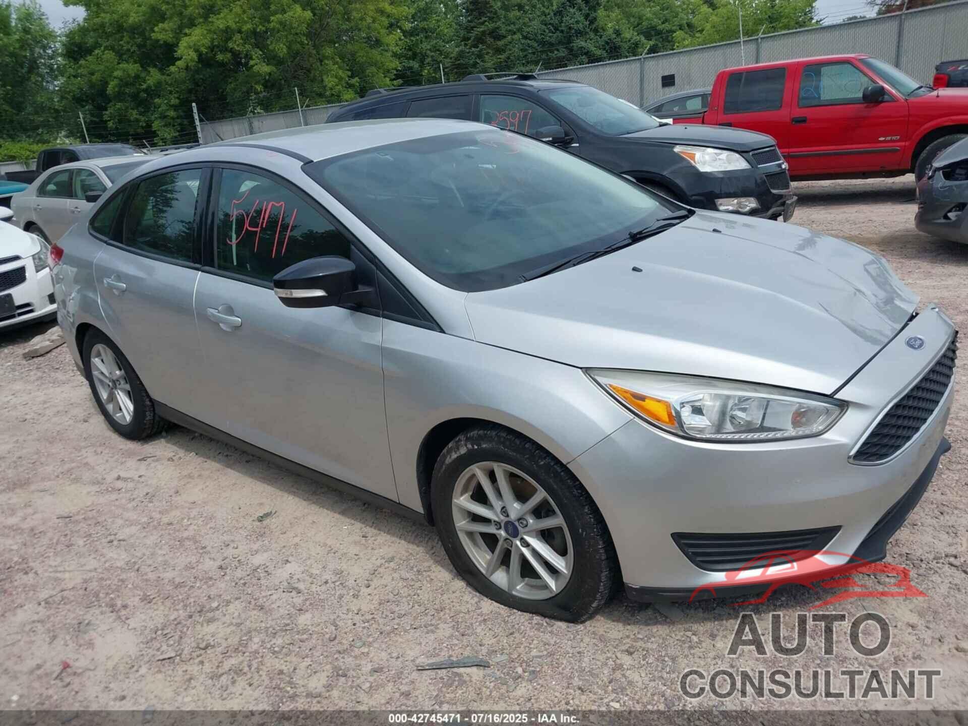 FORD FOCUS 2017 - 1FADP3F25HL230270
