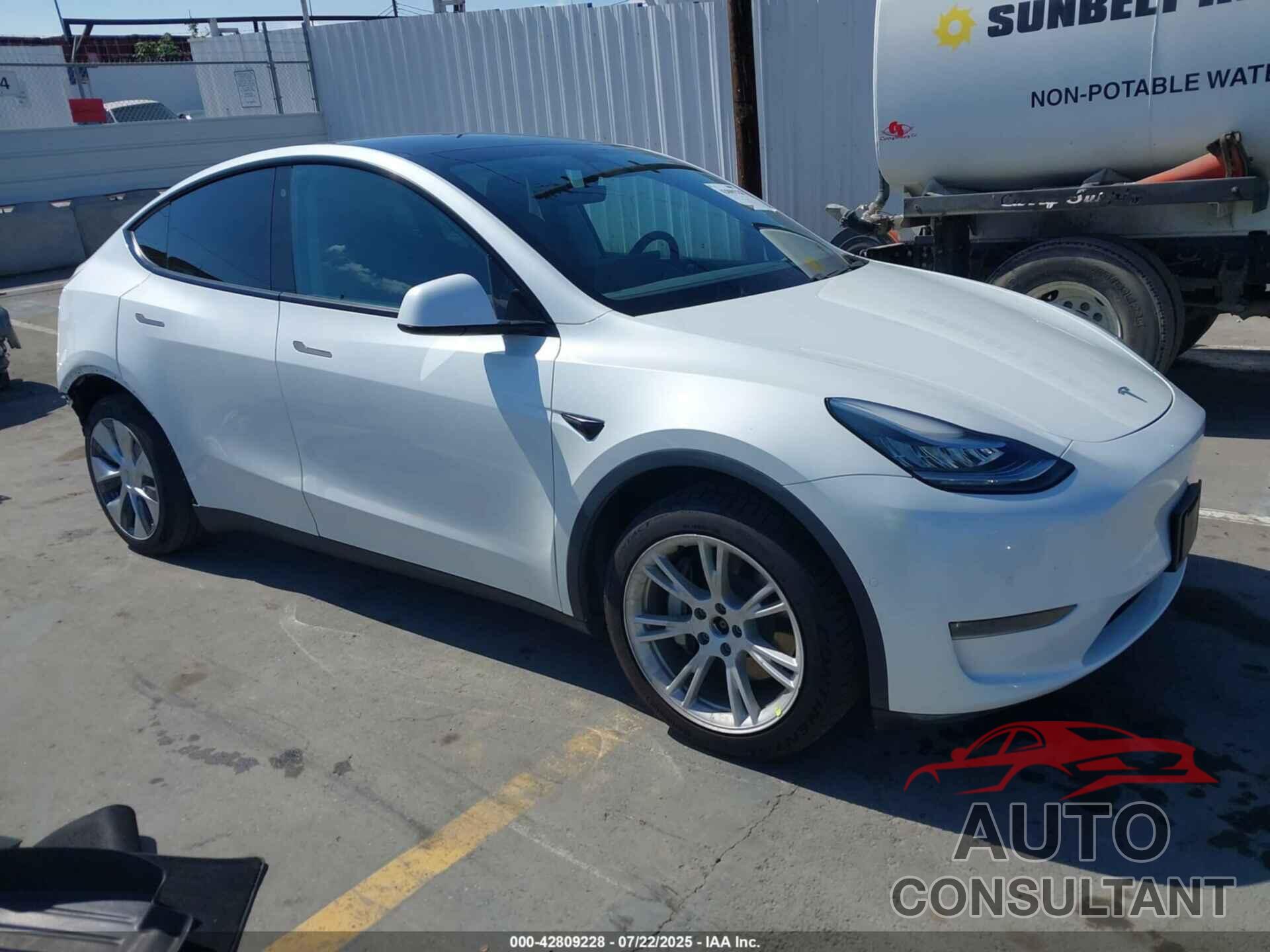 TESLA MODEL Y 2020 - 5YJYGDEF5LF001976