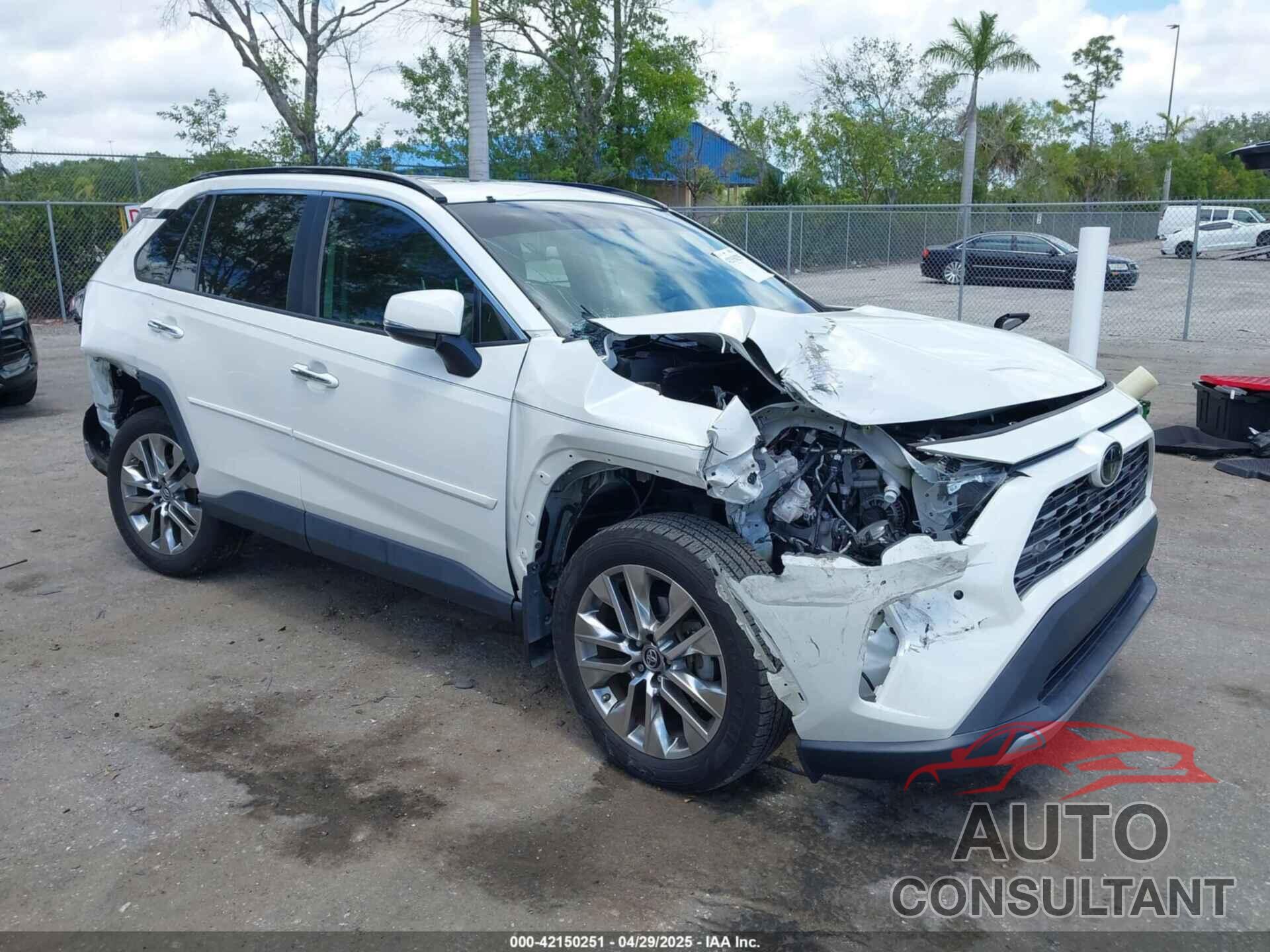 TOYOTA RAV4 2019 - 2T3Y1RFV1KW042327