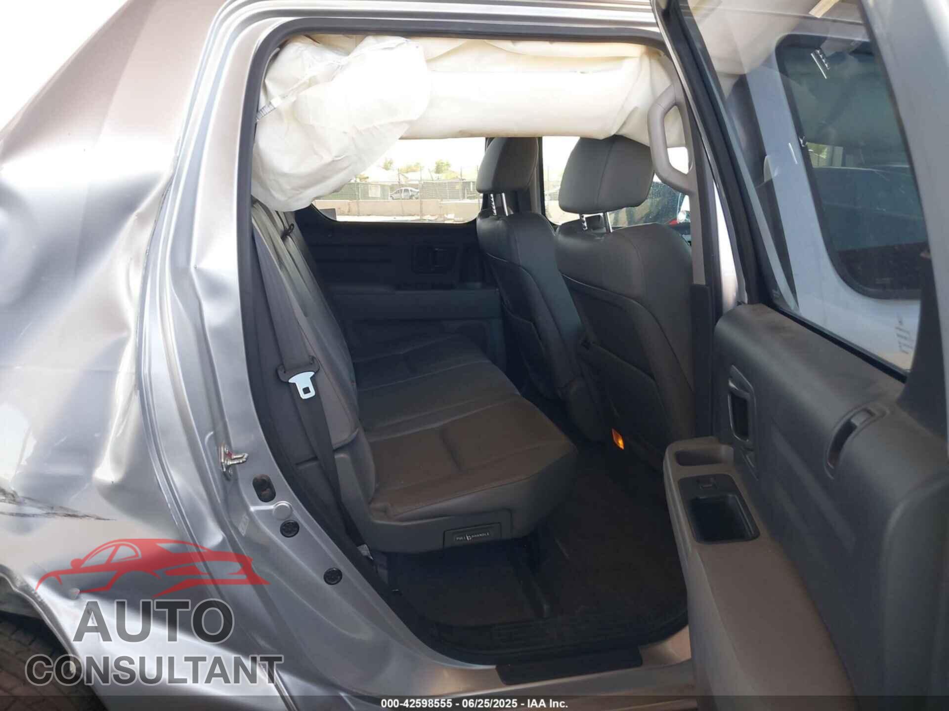 HONDA RIDGELINE 2011 - 5FPYK1F54BB001086