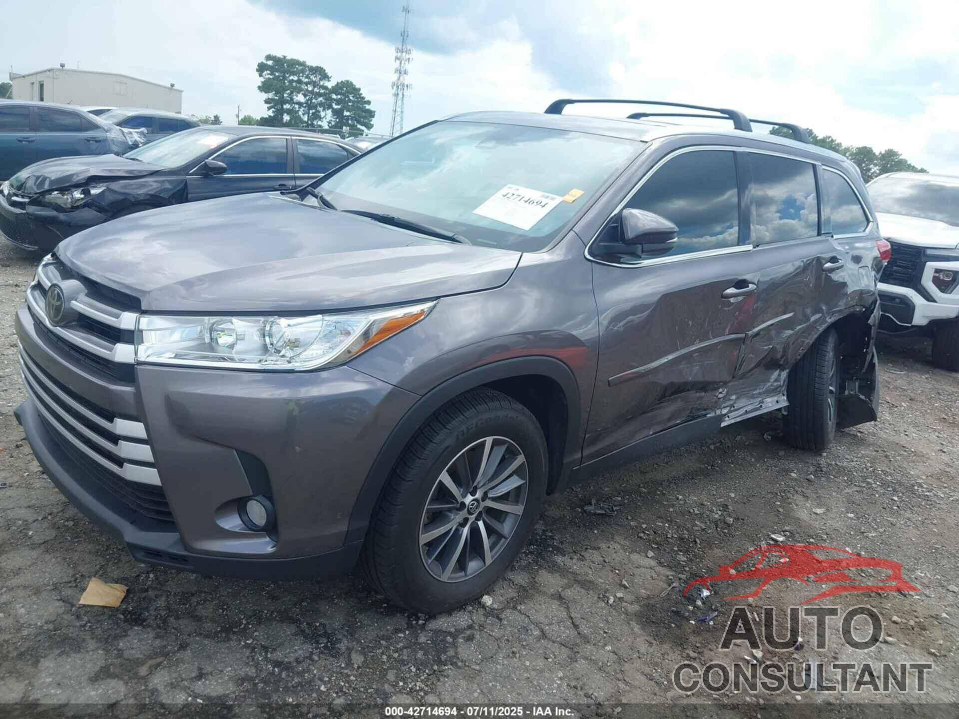 TOYOTA HIGHLANDER 2019 - 5TDKZRFH7KS318956