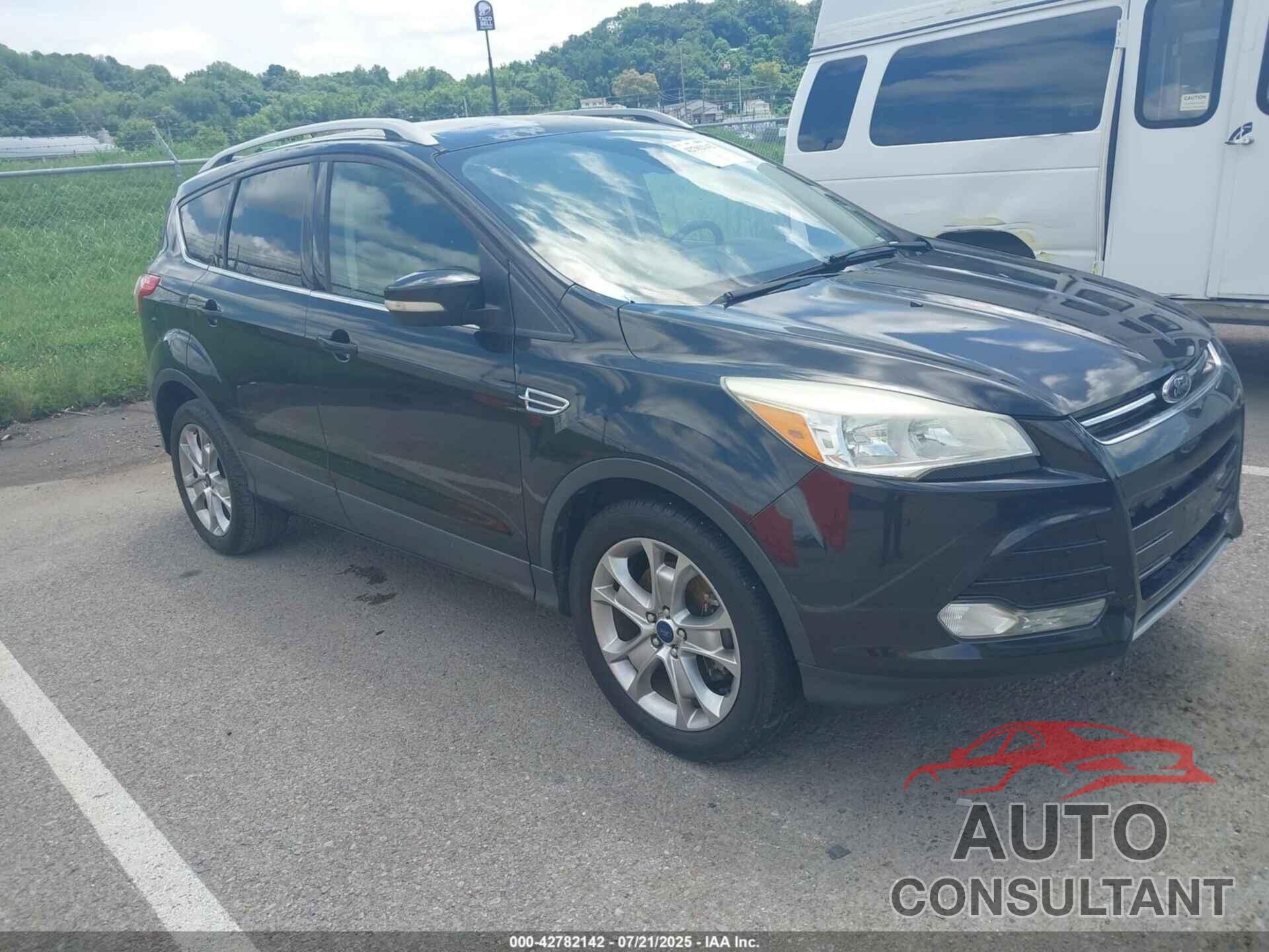 FORD ESCAPE 2014 - 1FMCU9J91EUD37405