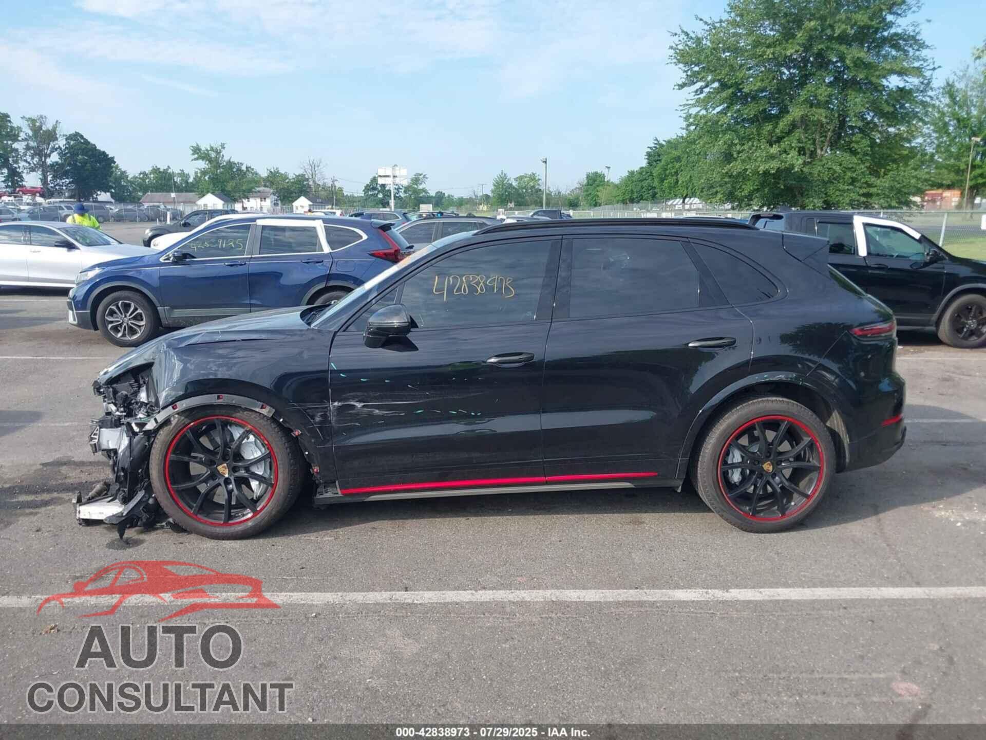 PORSCHE CAYENNE 2019 - WP1AF2AY4KDA80500