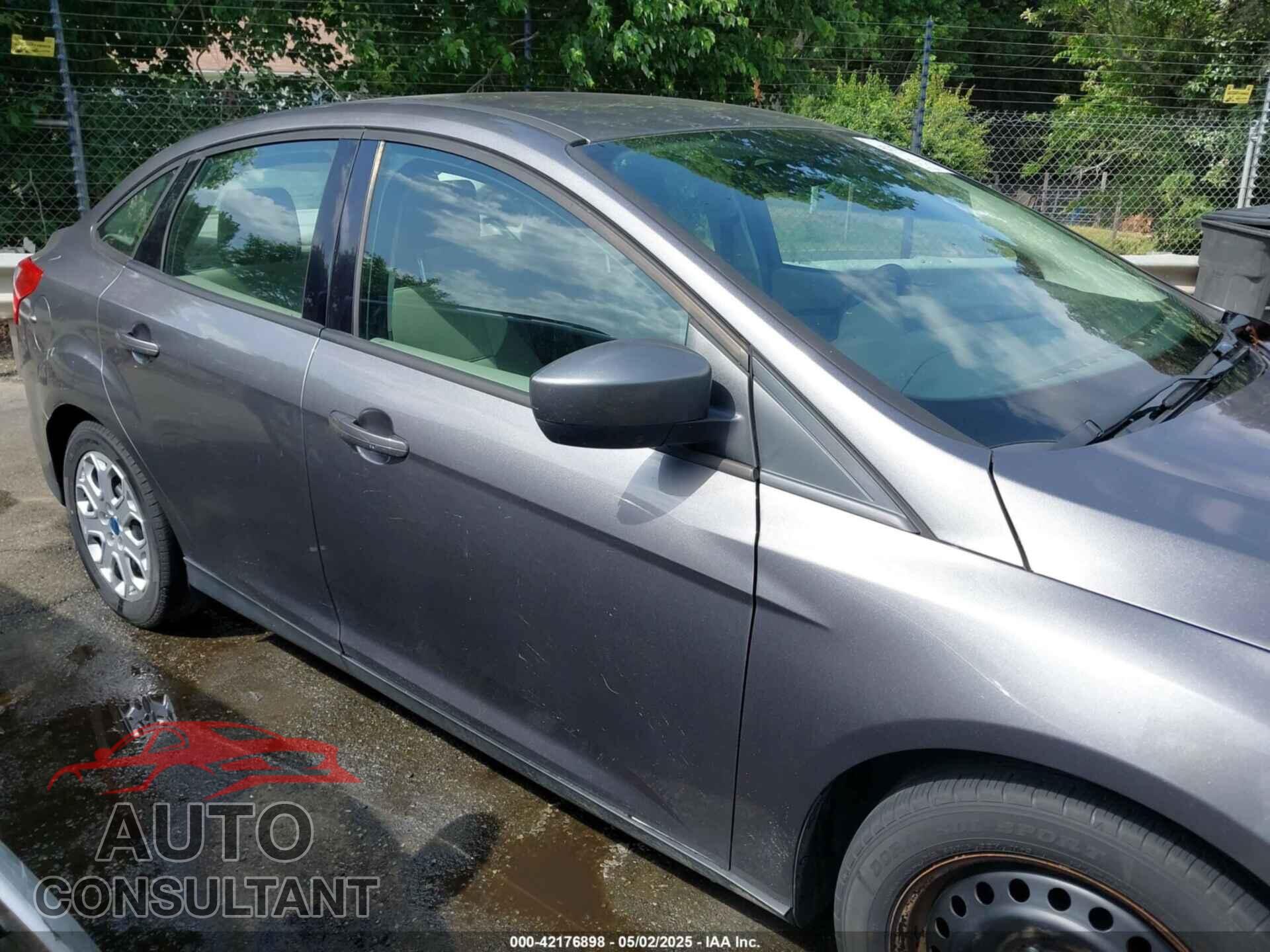 FORD FOCUS 2012 - 1FAHP3F22CL125941
