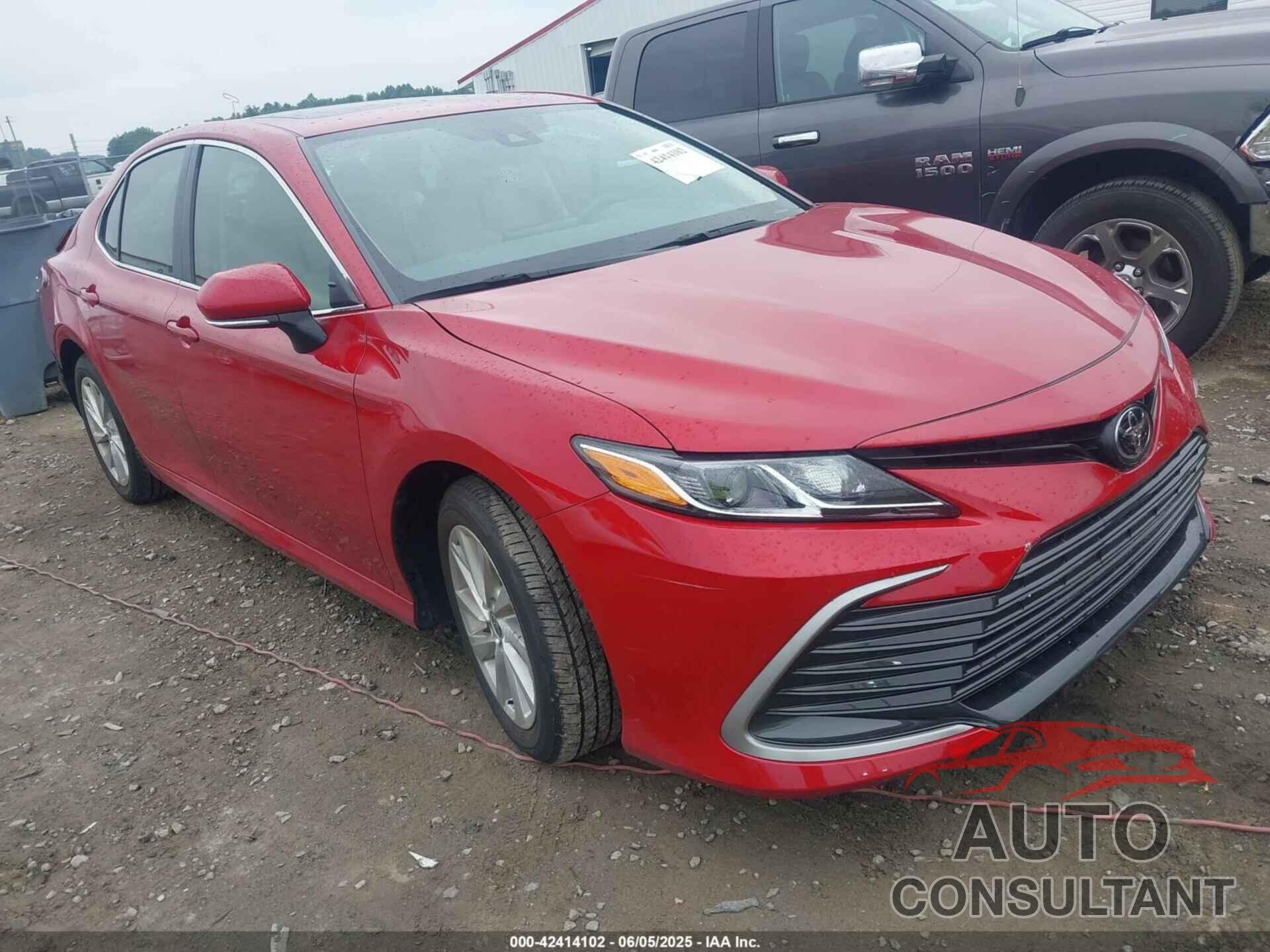 TOYOTA CAMRY 2024 - 4T1R11AK4RU256329
