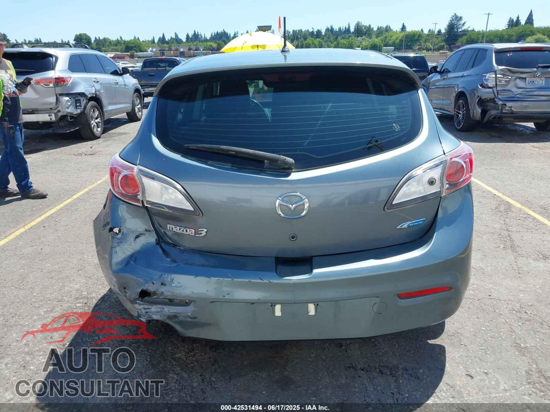MAZDA MAZDA3 2013 - JM1BL1LP6D1789740
