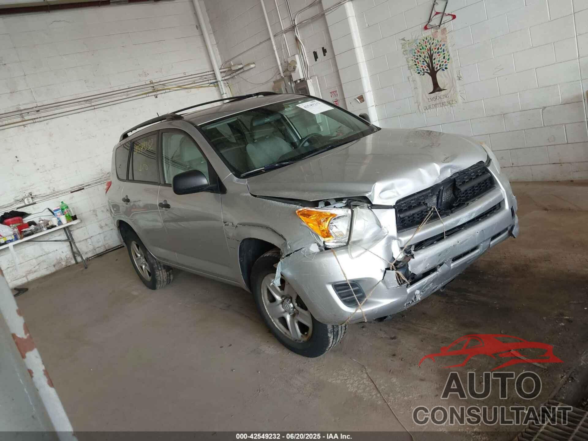 TOYOTA RAV4 2011 - 2T3BF4DV2BW082719