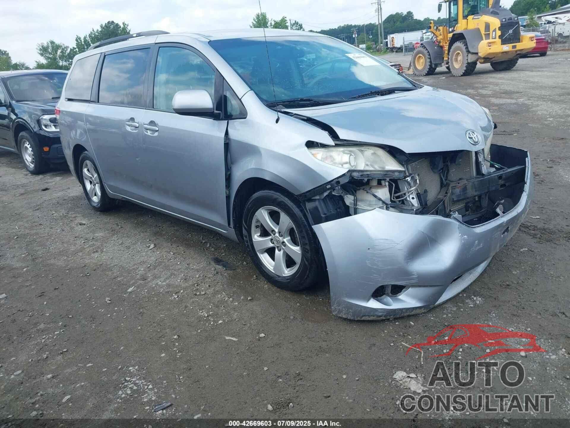 TOYOTA SIENNA 2011 - 5TDKK3DCXBS156054