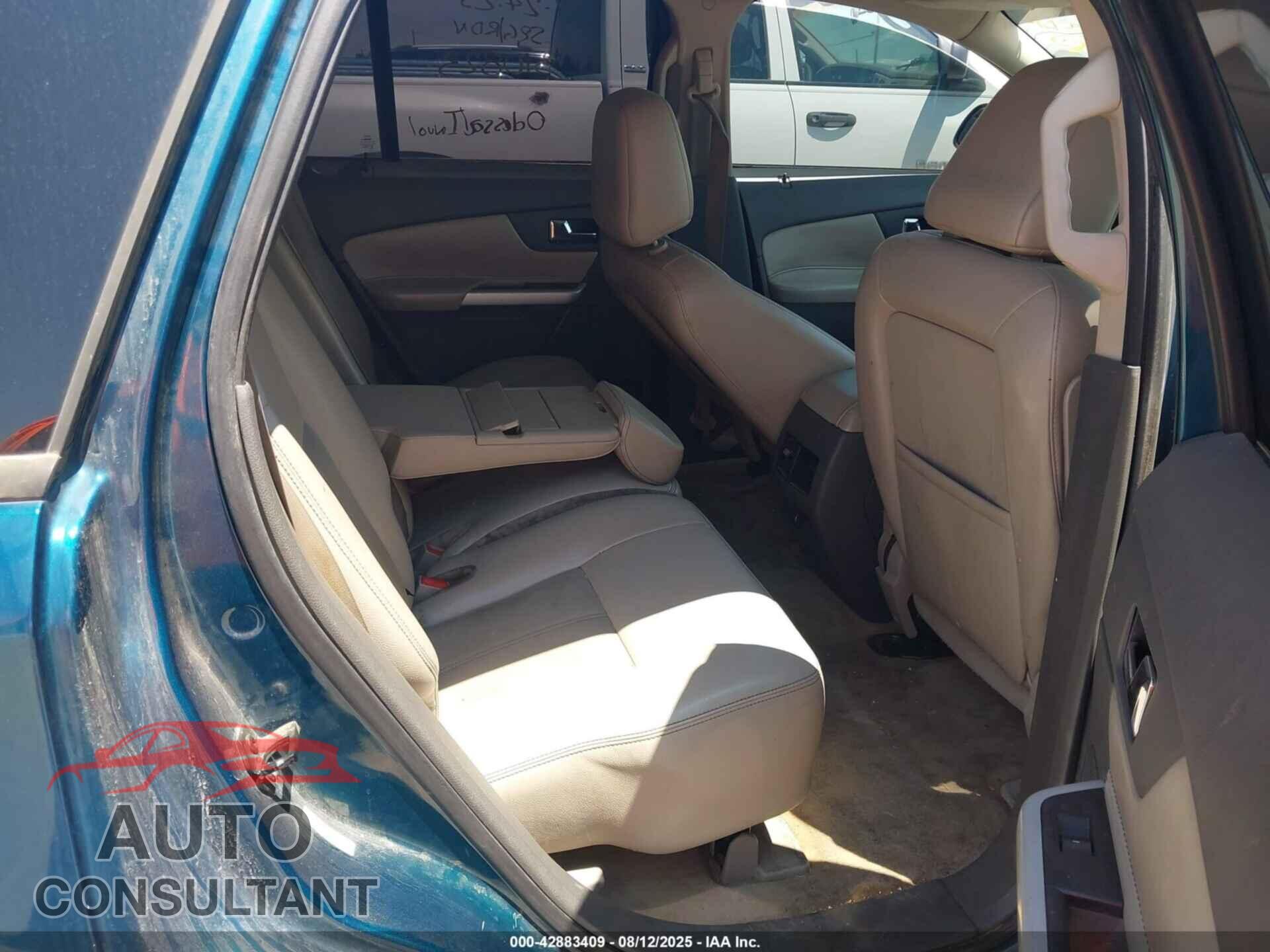 FORD EDGE 2011 - 2FMDK3JC7BBB10823