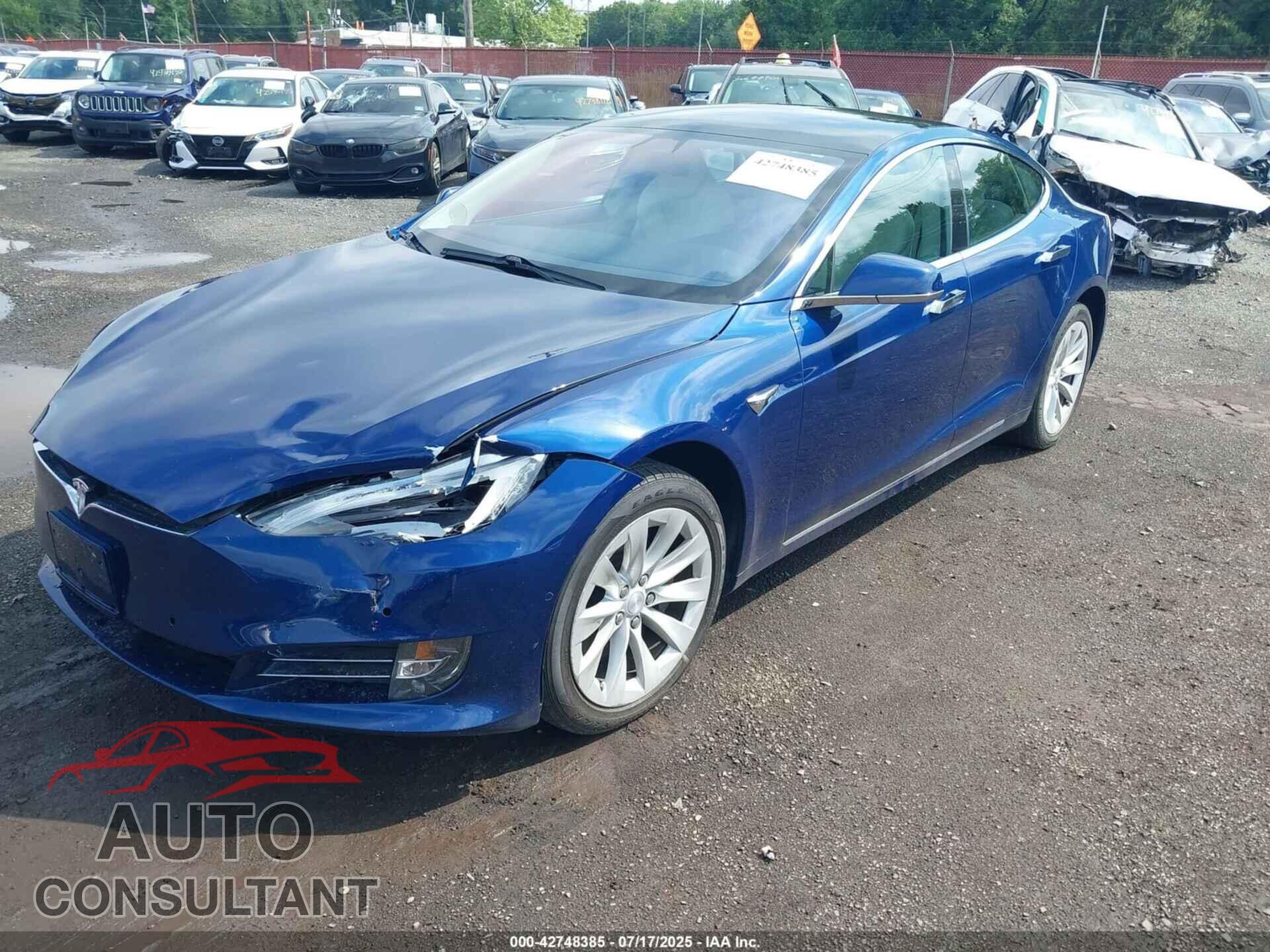 TESLA MODEL S 2017 - 5YJSA1E21HF229113