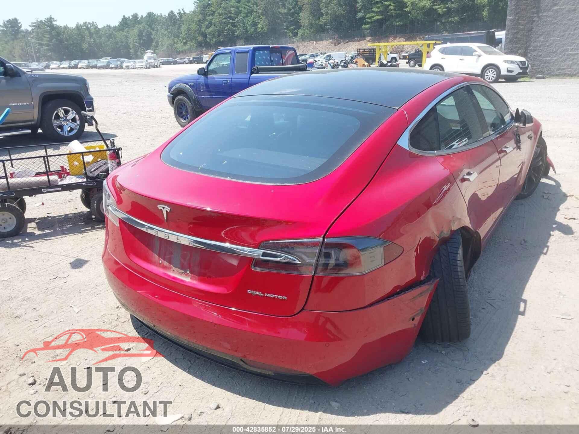 TESLA MODEL S 2020 - 5YJSA1E28LF411156