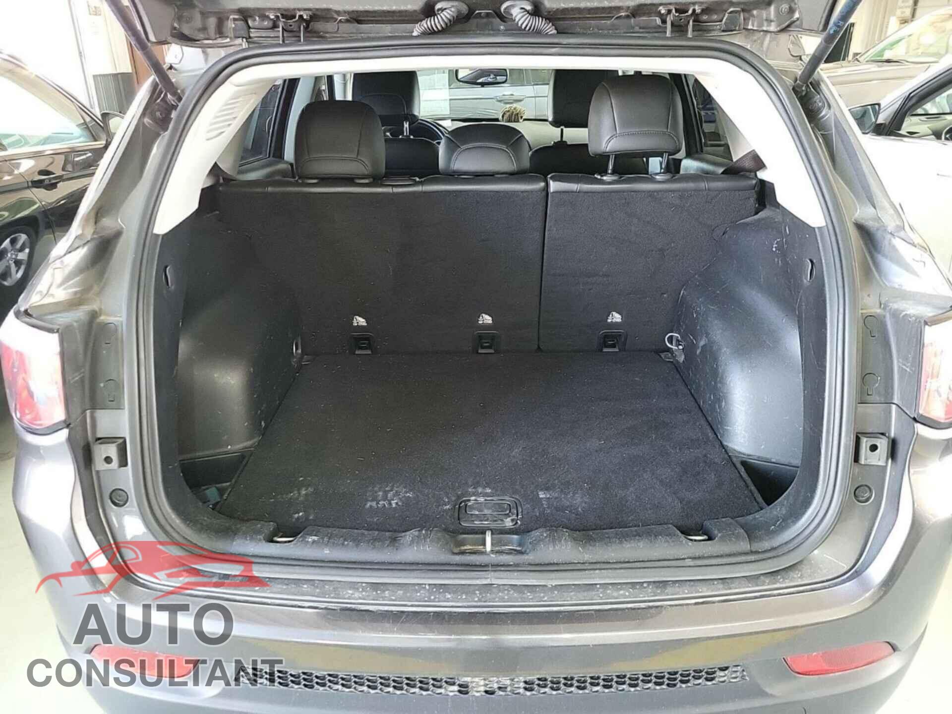 JEEP COMPASS 2020 - 3C4NJDBB8LT214802