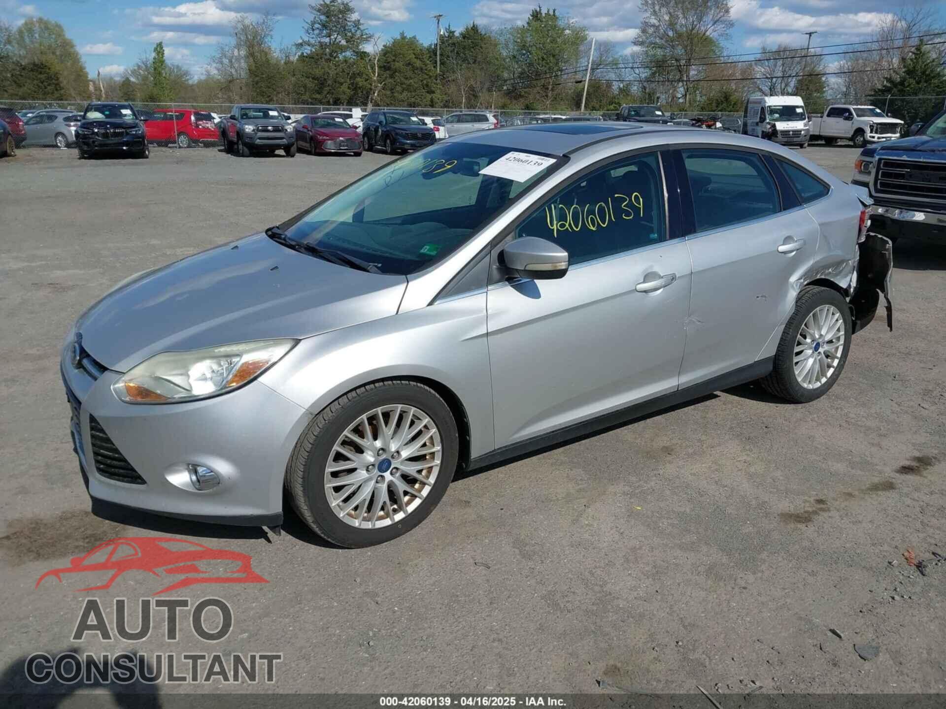 FORD FOCUS 2012 - 1FAHP3H29CL151658