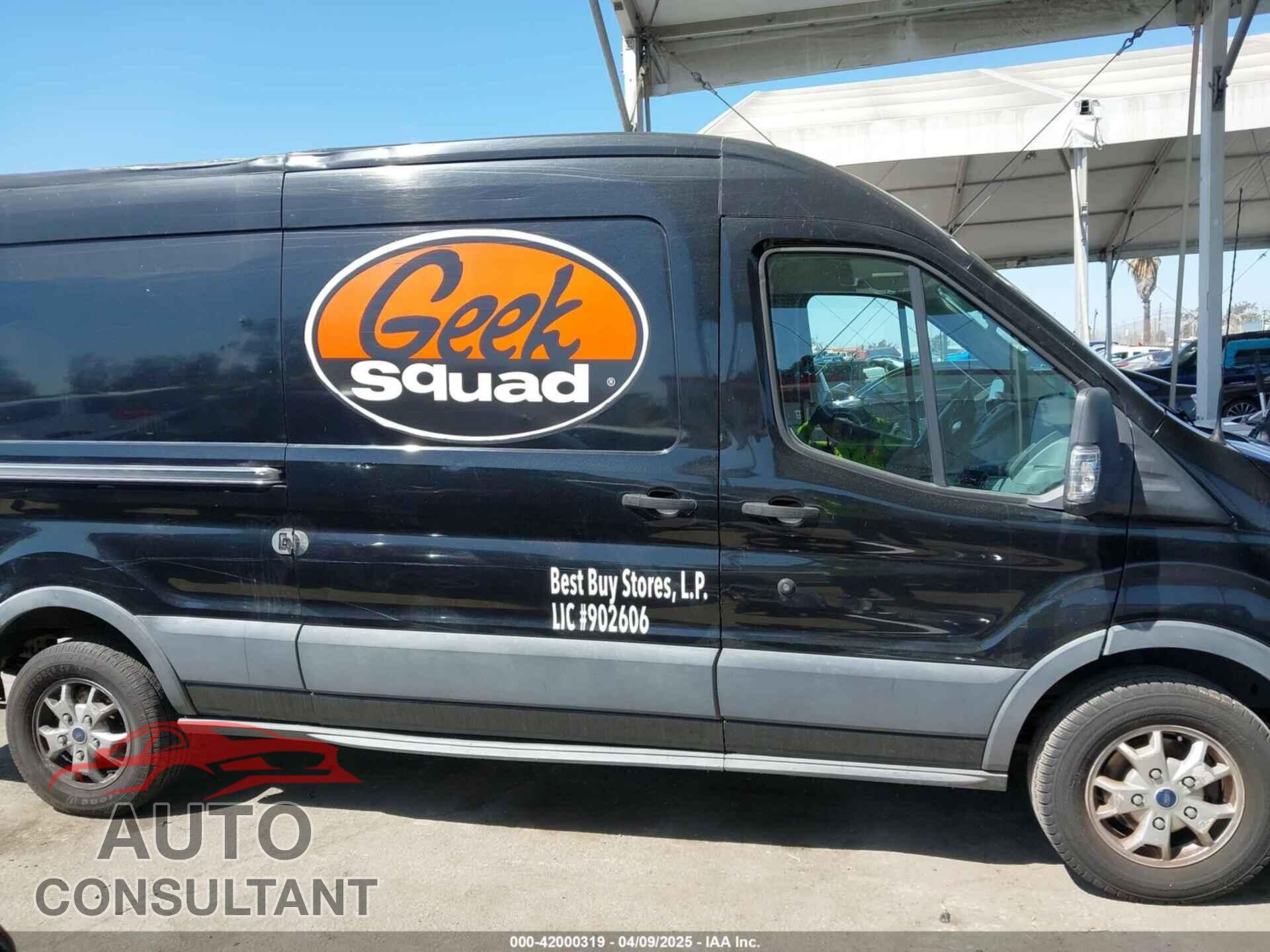FORD TRANSIT-250 2015 - 1FTYR2CM4FKA73033