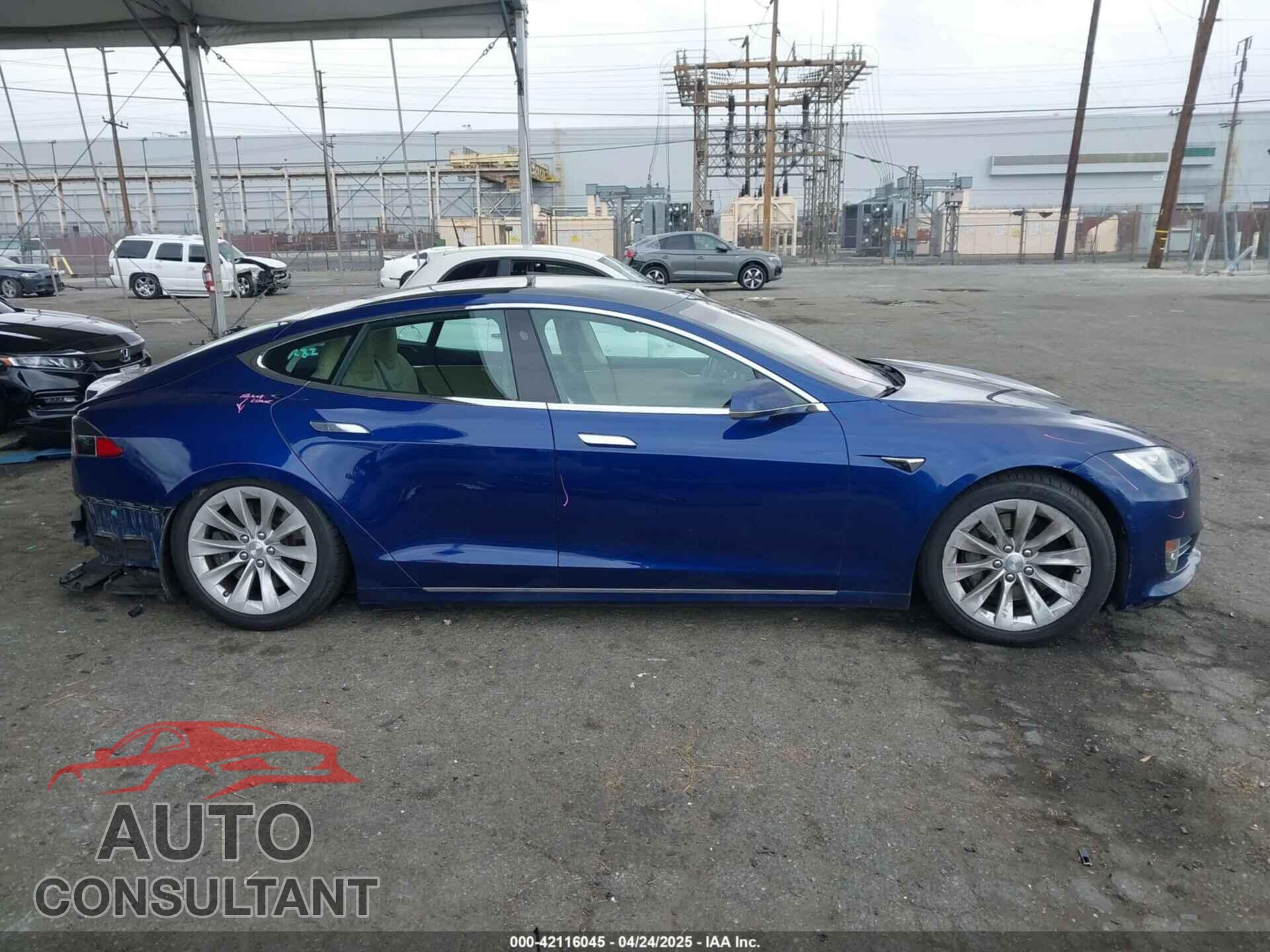 TESLA MODEL S 2017 - 5YJSA1E21HF205507