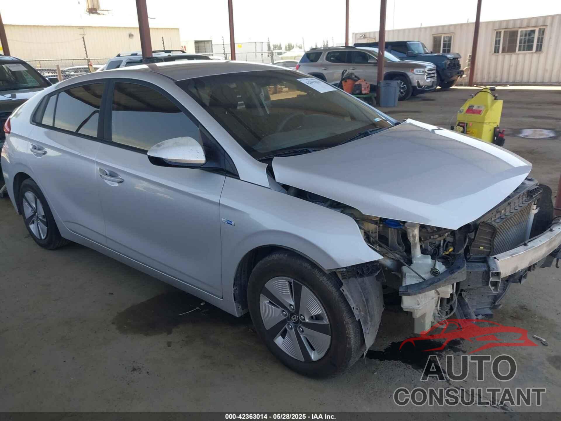 HYUNDAI IONIQ HYBRID 2019 - KMHC65LC6KU124652