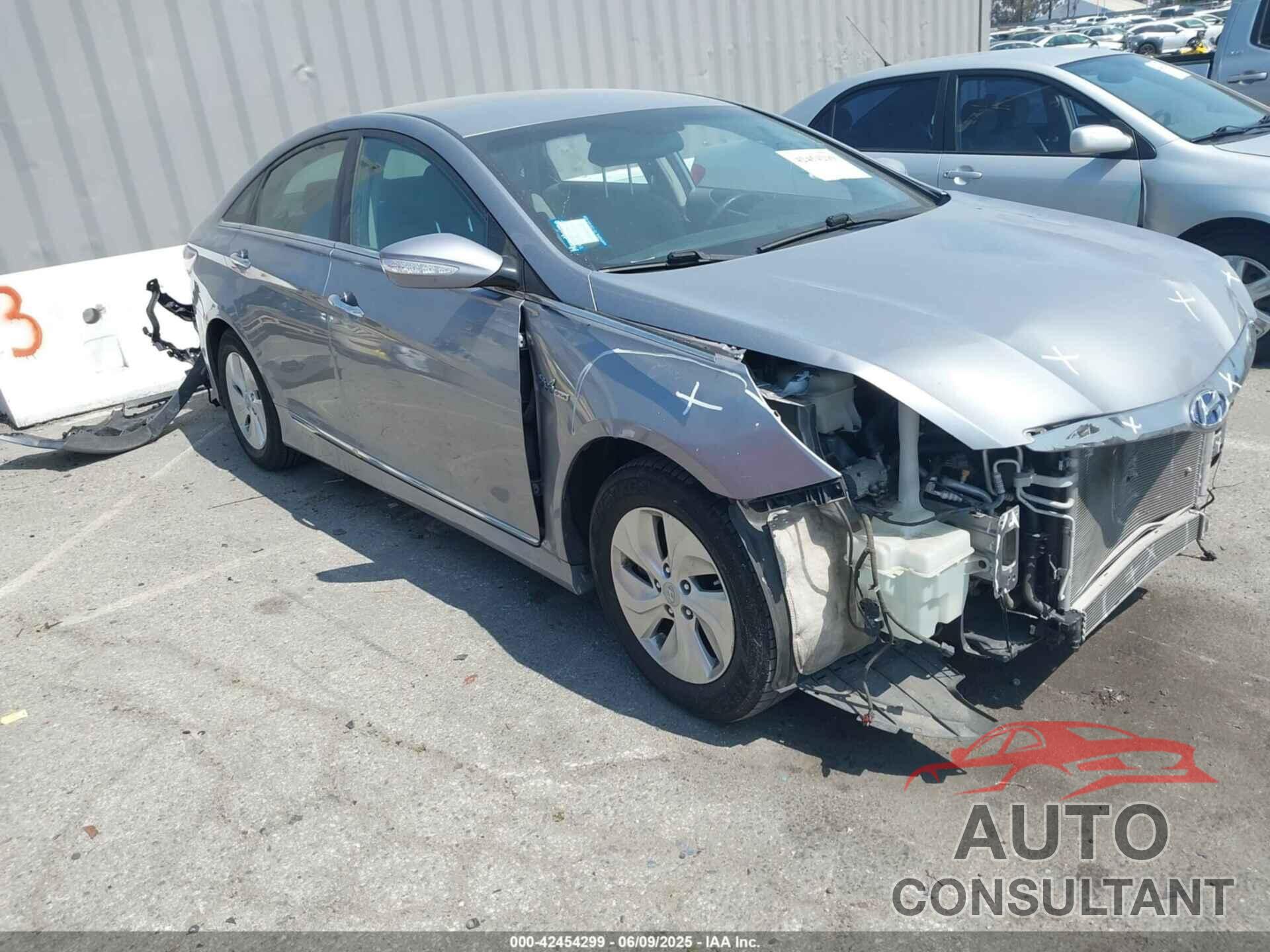 HYUNDAI SONATA HYBRID 2014 - KMHEC4A44EA117308