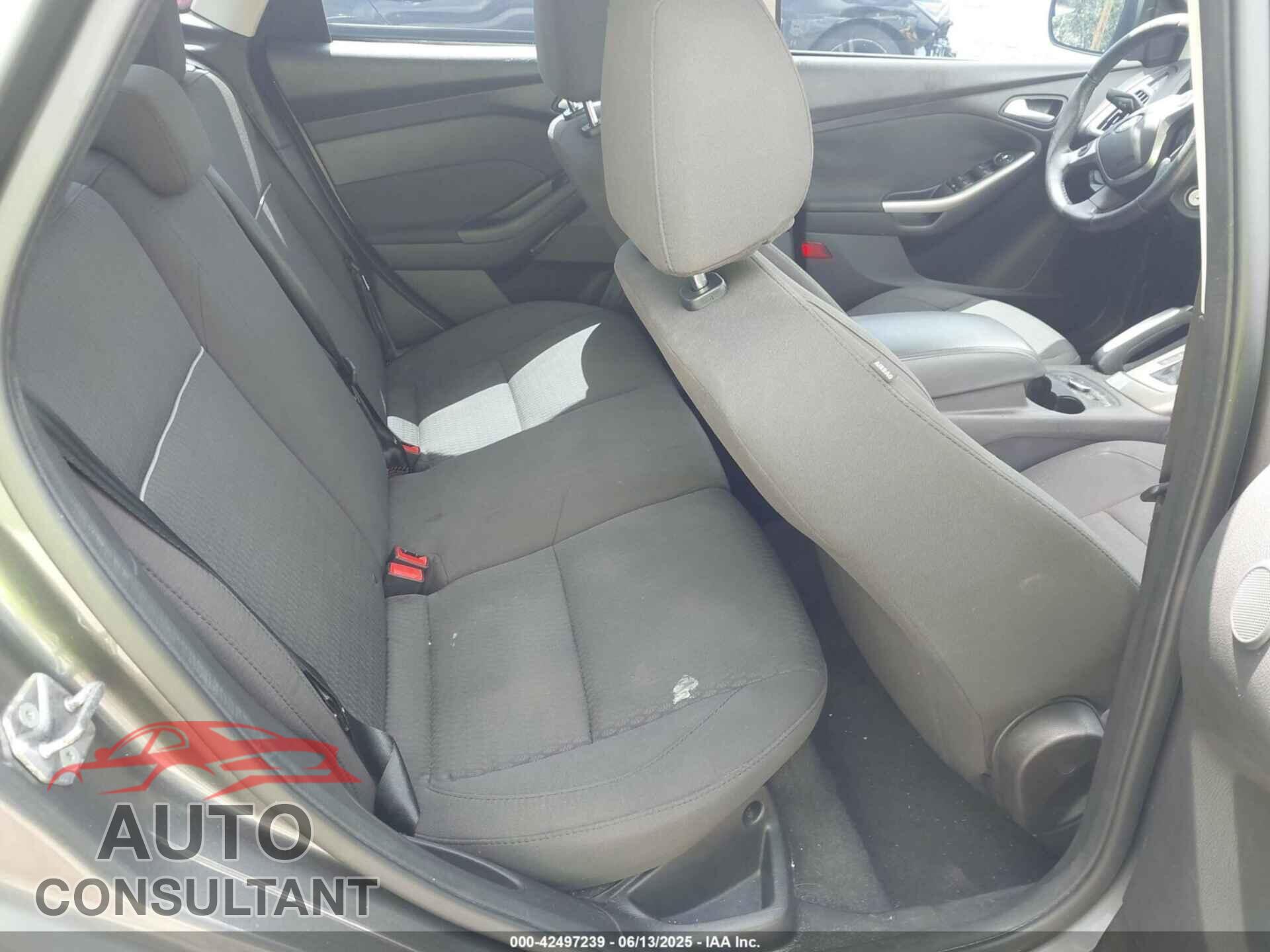 FORD FOCUS 2012 - 1FAHP3H26CL429013