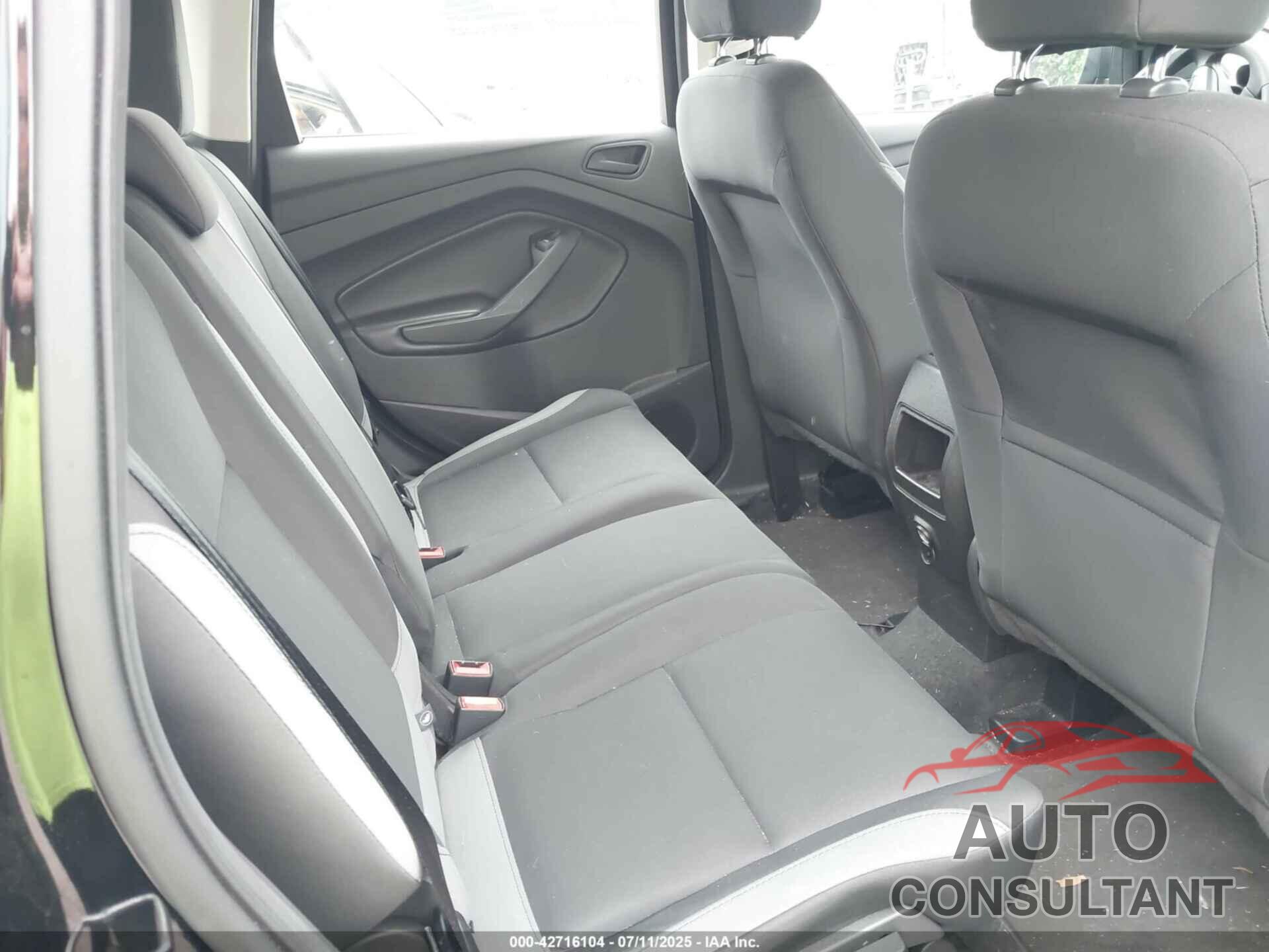FORD ESCAPE 2016 - 1FMCU0F77GUA59874