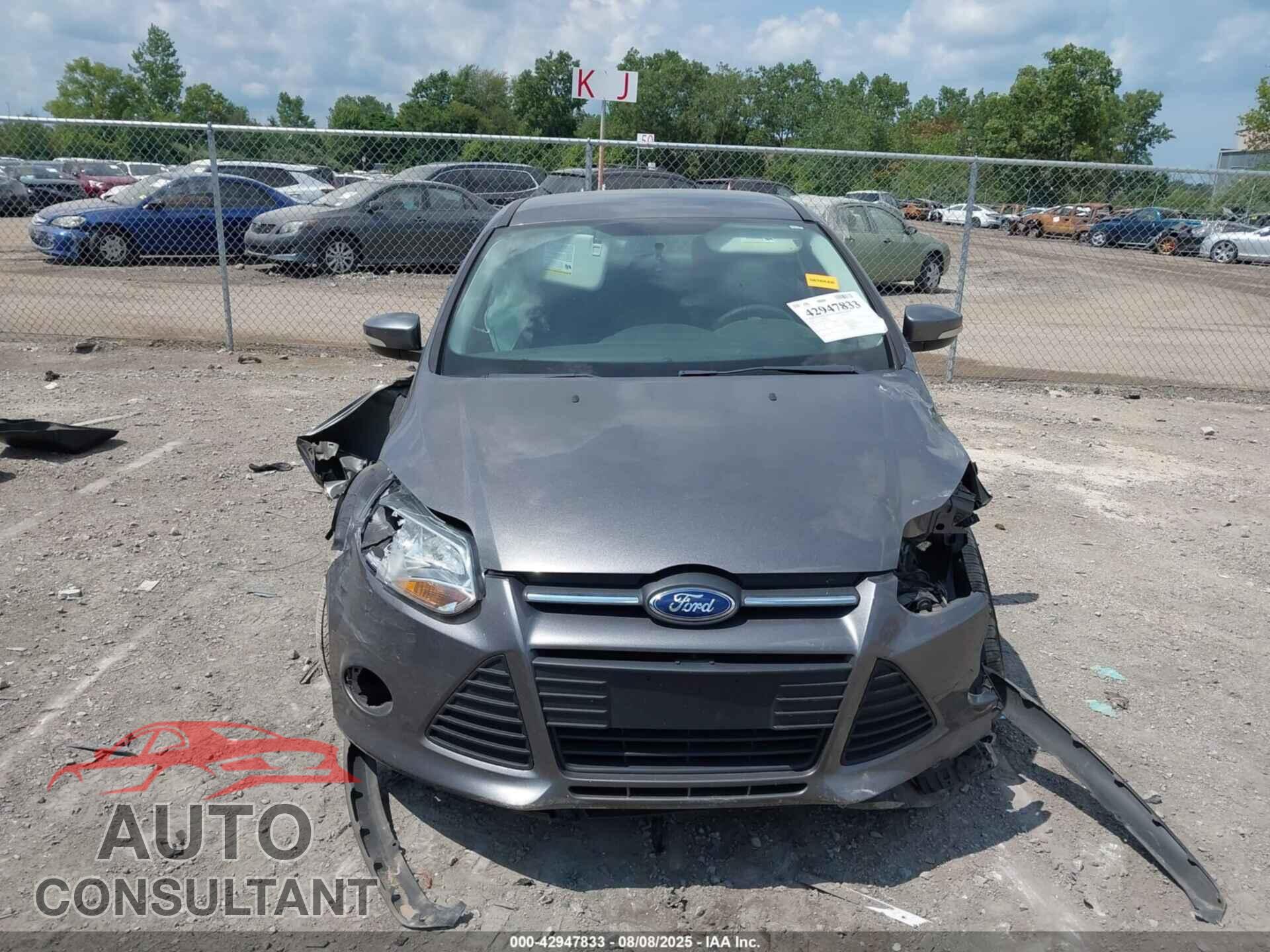FORD FOCUS 2014 - 1FADP3F26EL107539