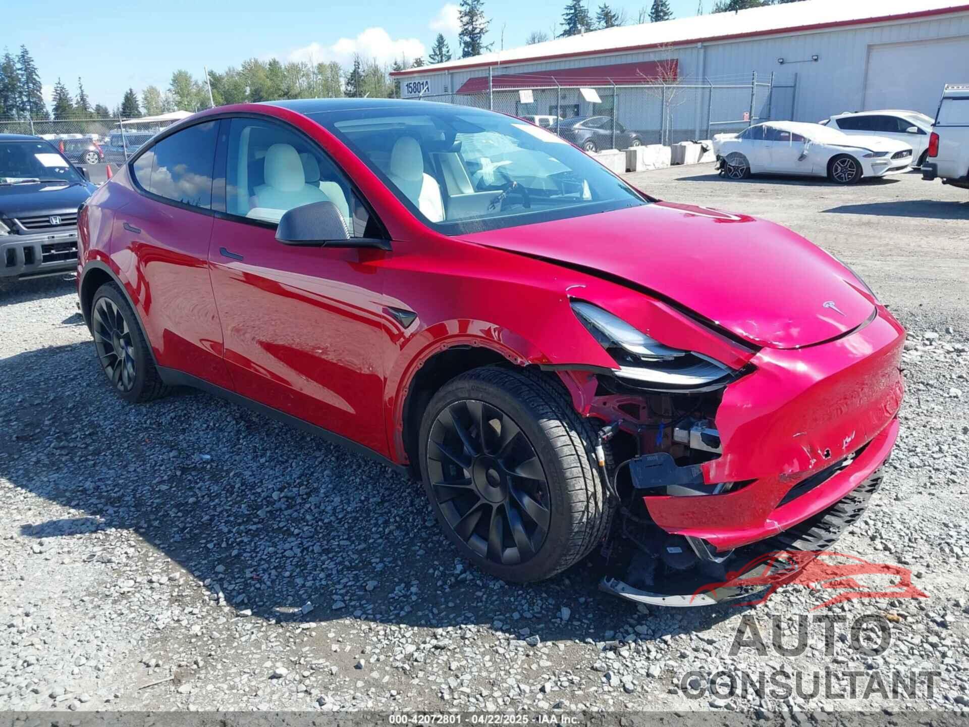TESLA MODEL Y 2022 - 7SAYGDEE7NF549278