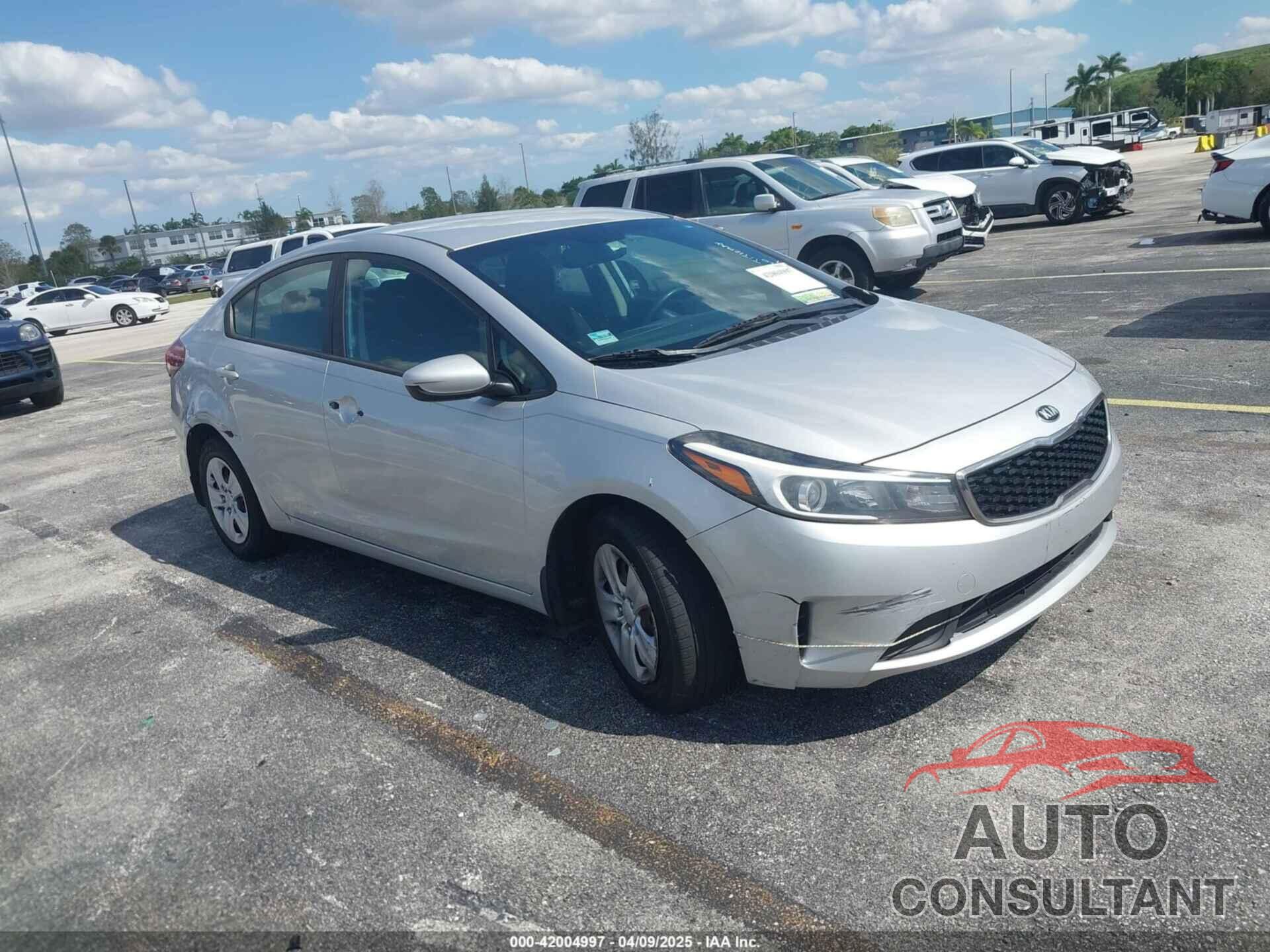 KIA FORTE 2017 - 3KPFK4A75HE030220