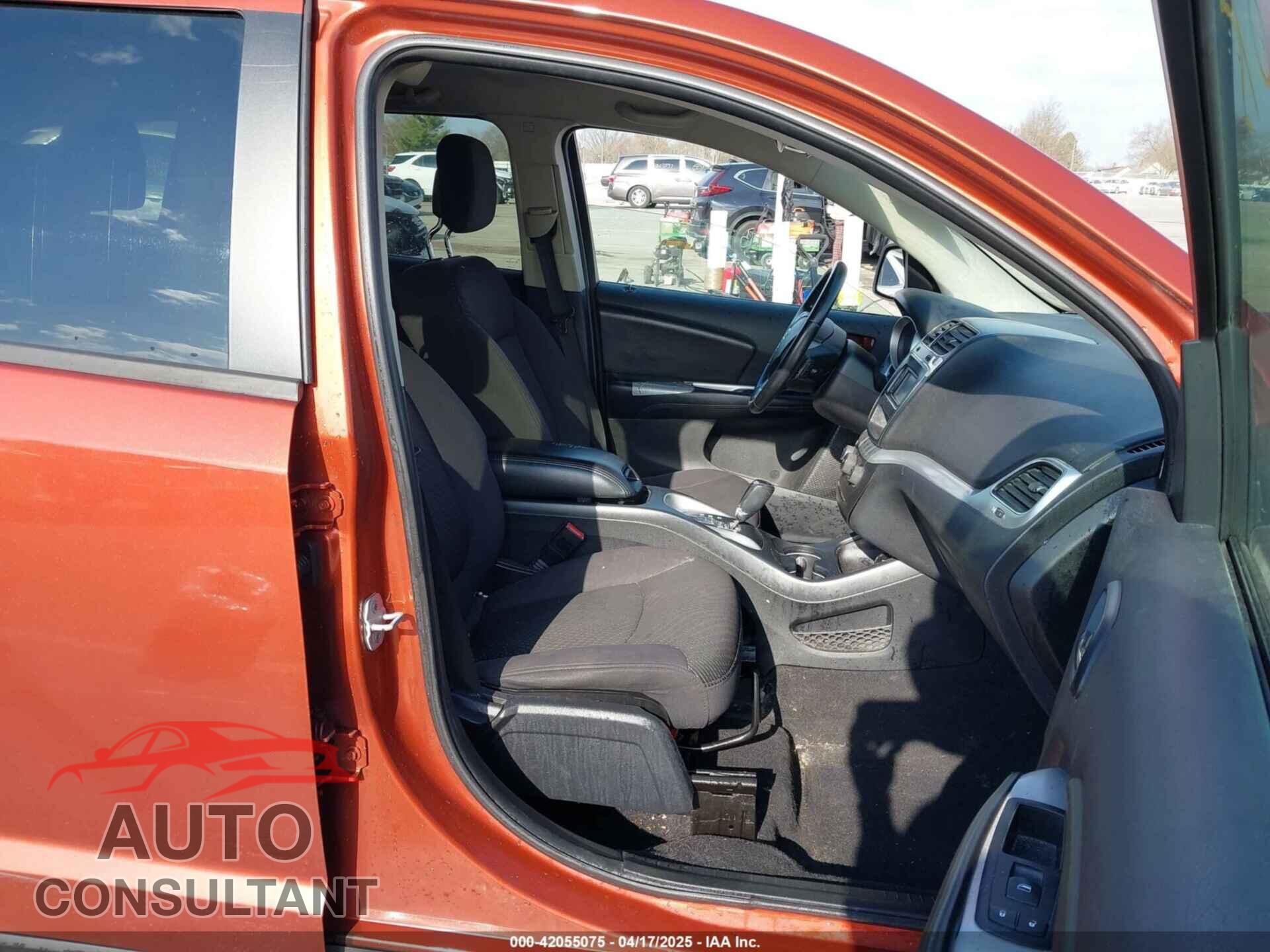 DODGE JOURNEY 2012 - 3C4PDCBG0CT256984