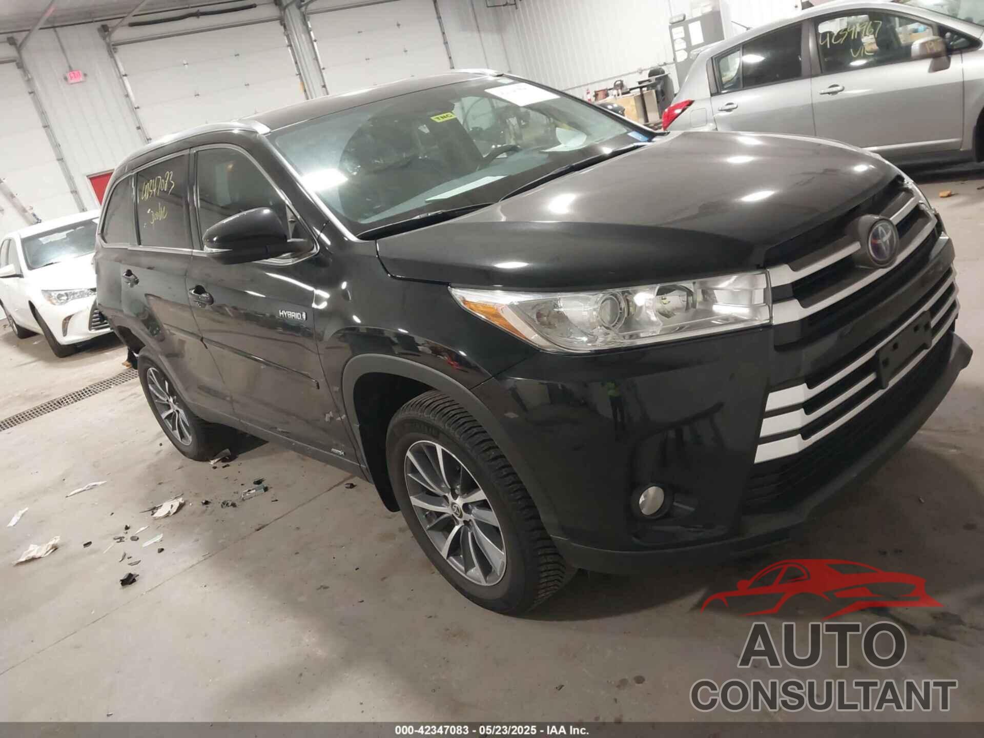 TOYOTA HIGHLANDER HYBRID 2019 - 5TDJGRFH7KS078437