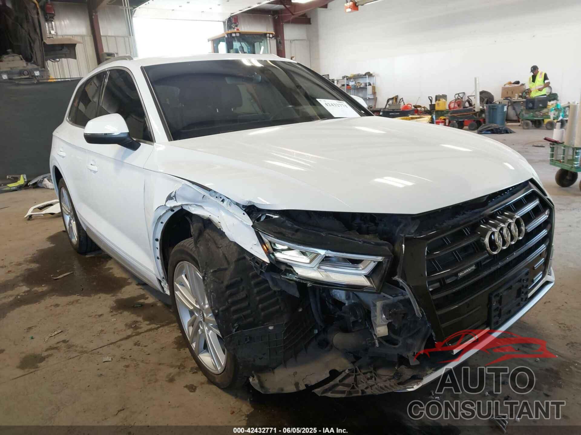 AUDI Q5 2018 - WA1BNAFY2J2095058