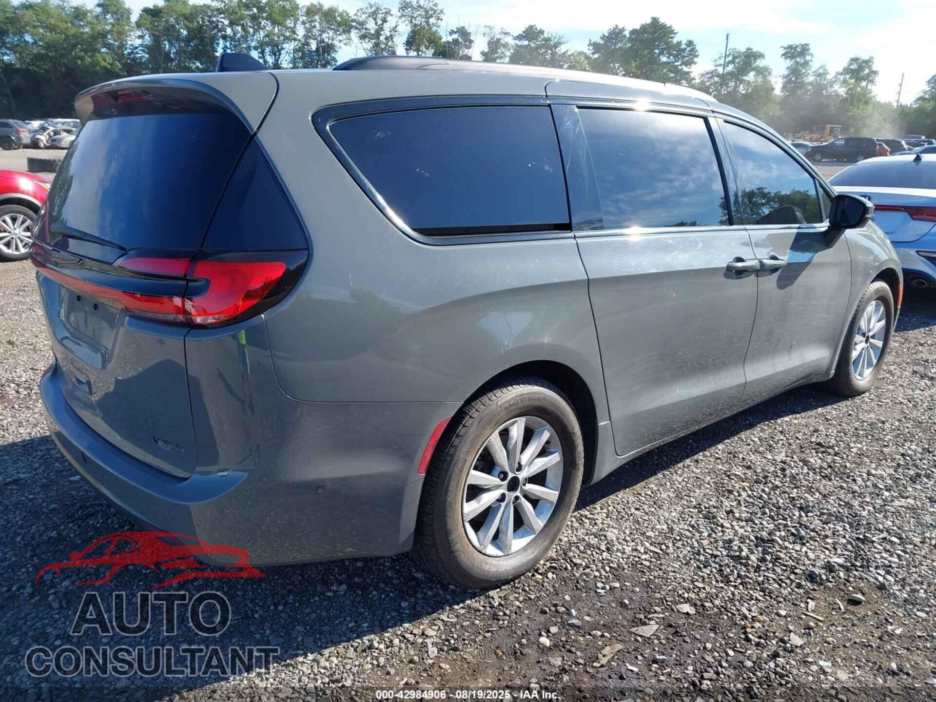 CHRYSLER PACIFICA 2023 - 2C4RC1BG2PR617494