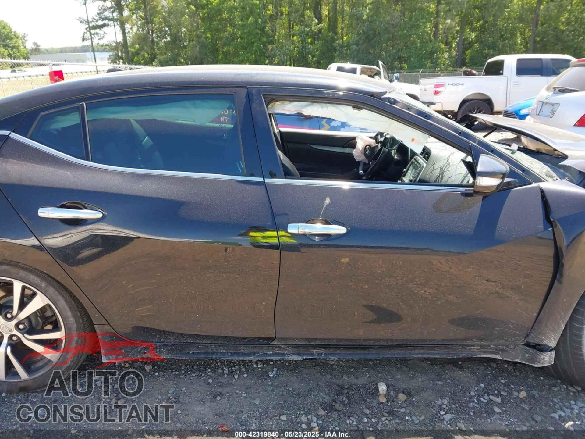 NISSAN MAXIMA 2017 - 1N4AA6AP1HC402111