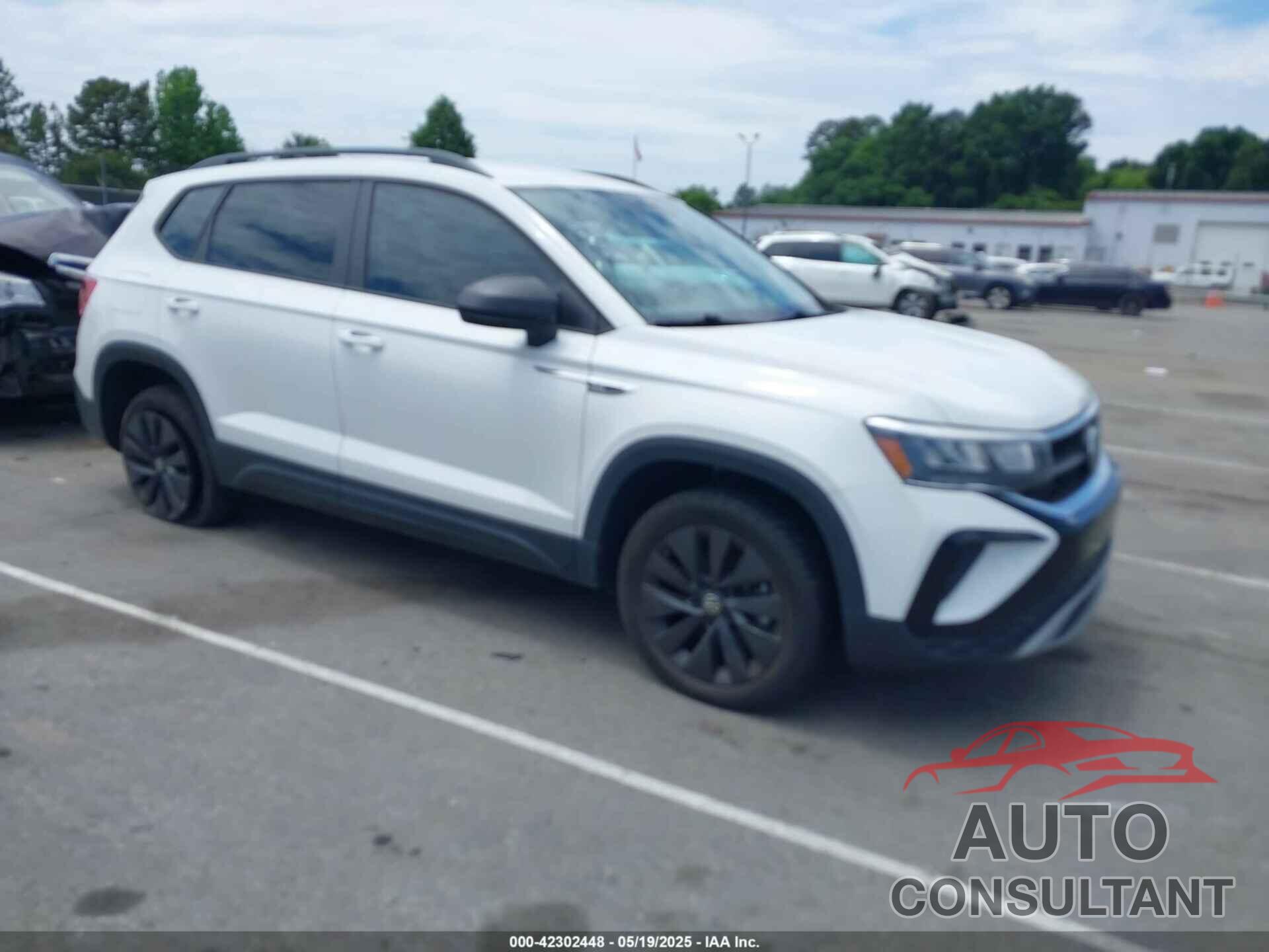 VOLKSWAGEN TAOS 2022 - 3VVCX7B2XNM018415