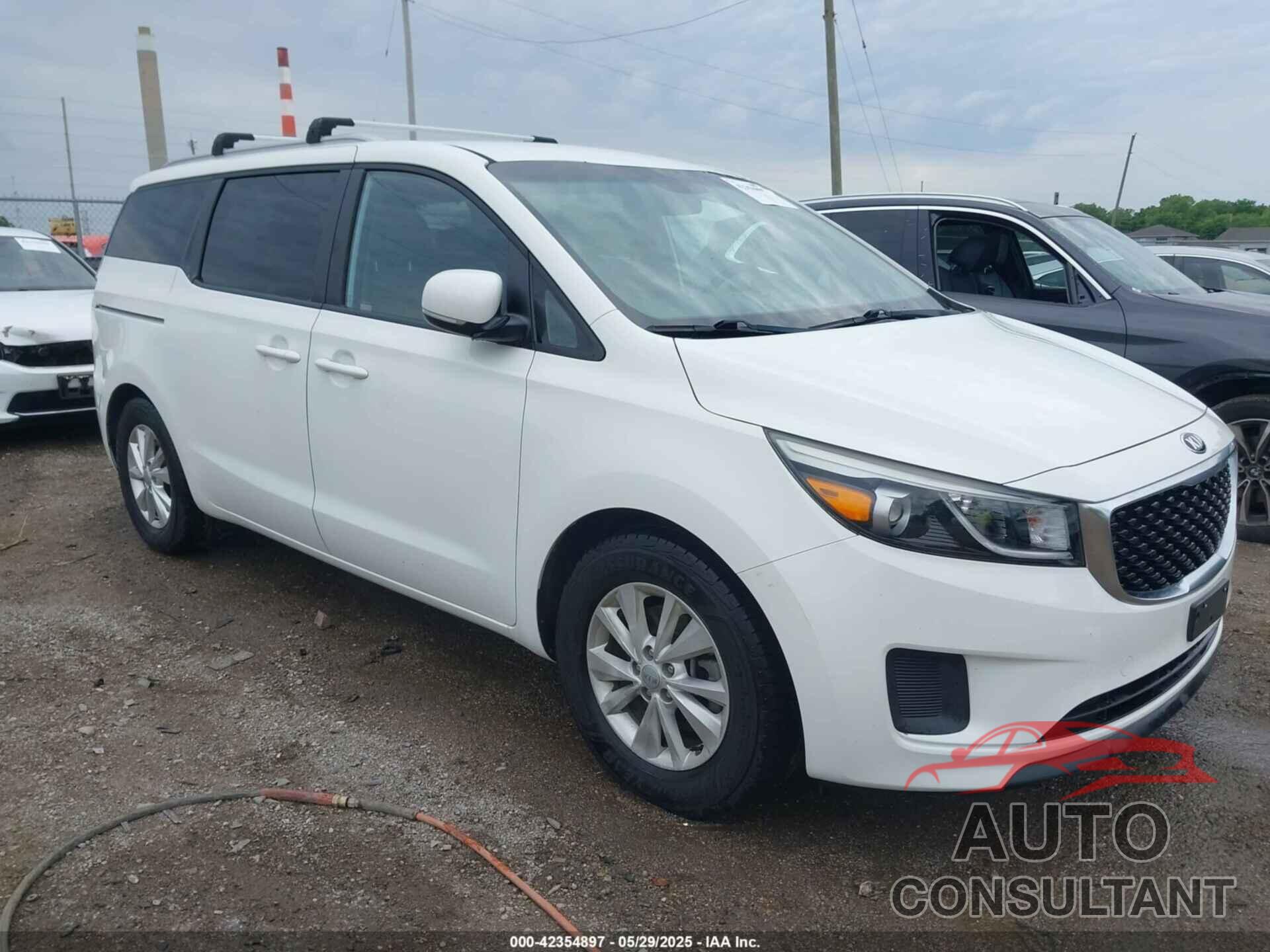KIA SEDONA 2016 - KNDMB5C16G6083471