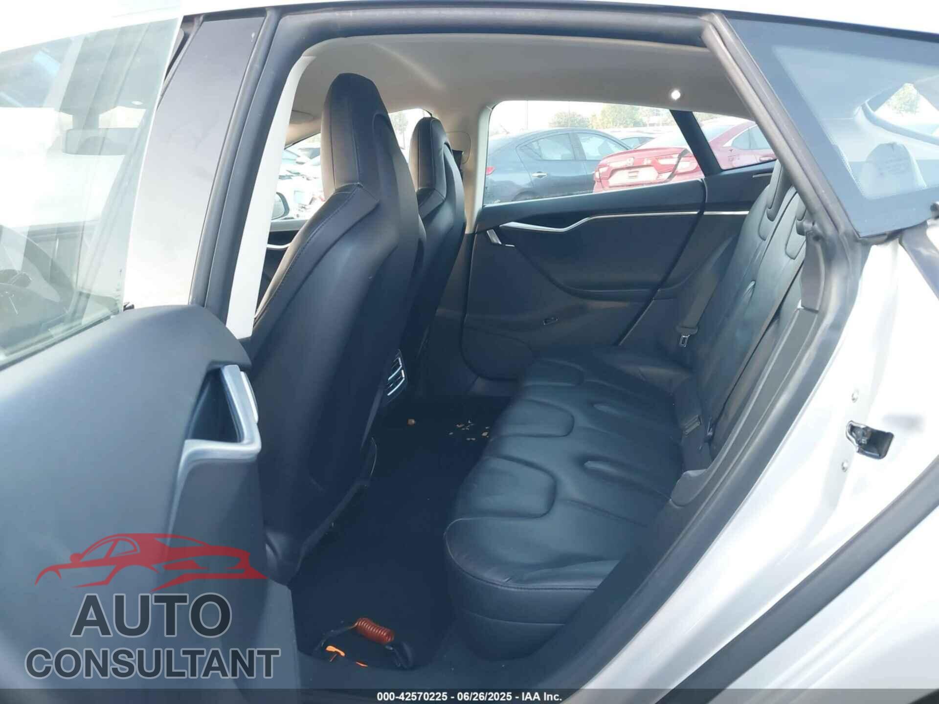 TESLA MODEL S 2013 - 5YJSA1CN6DFP11289