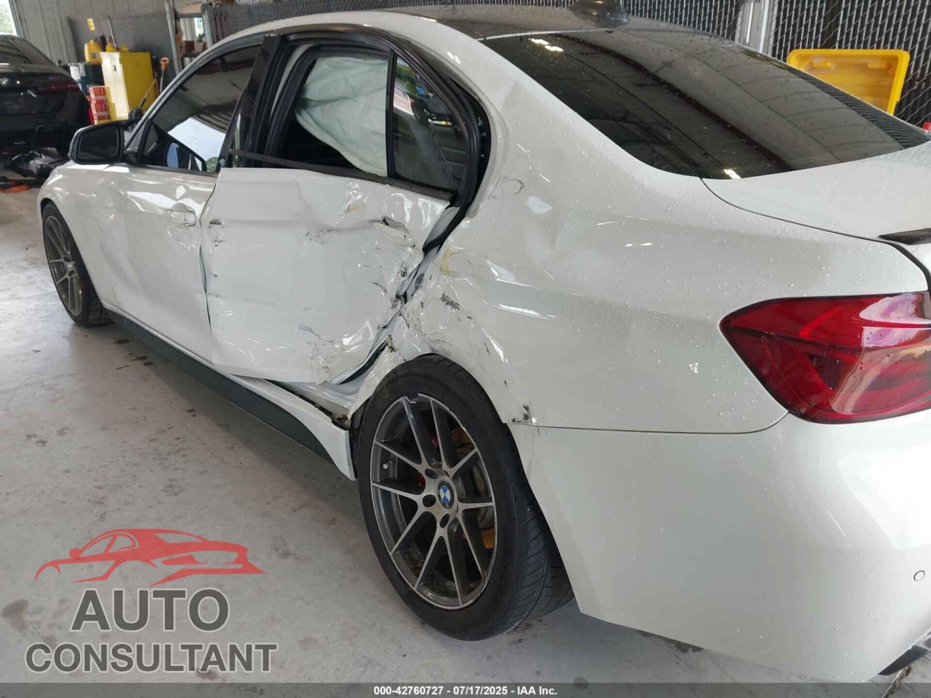 BMW 328I 2016 - WBA8E9G51GNU28700