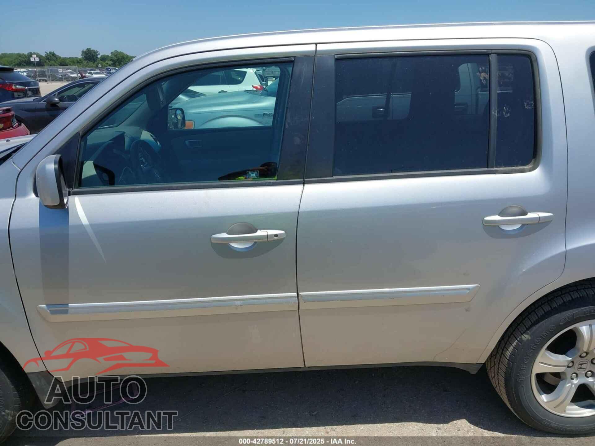 HONDA PILOT 2012 - 5FNYF4H49CB030703