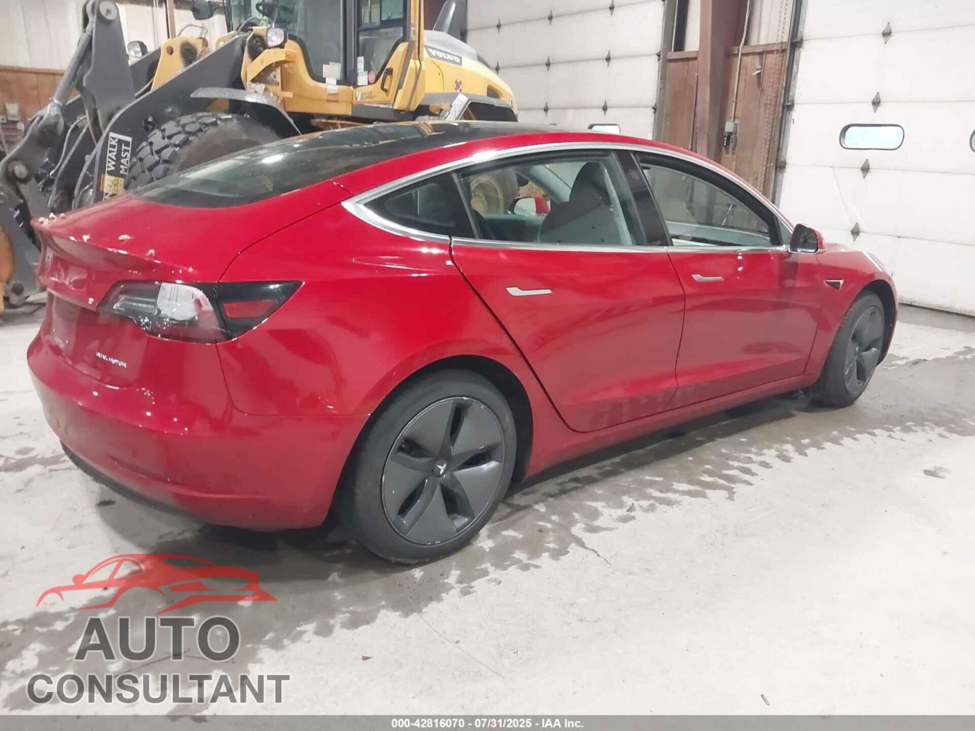 TESLA MODEL 3 2018 - 5YJ3E1EB5JF085094