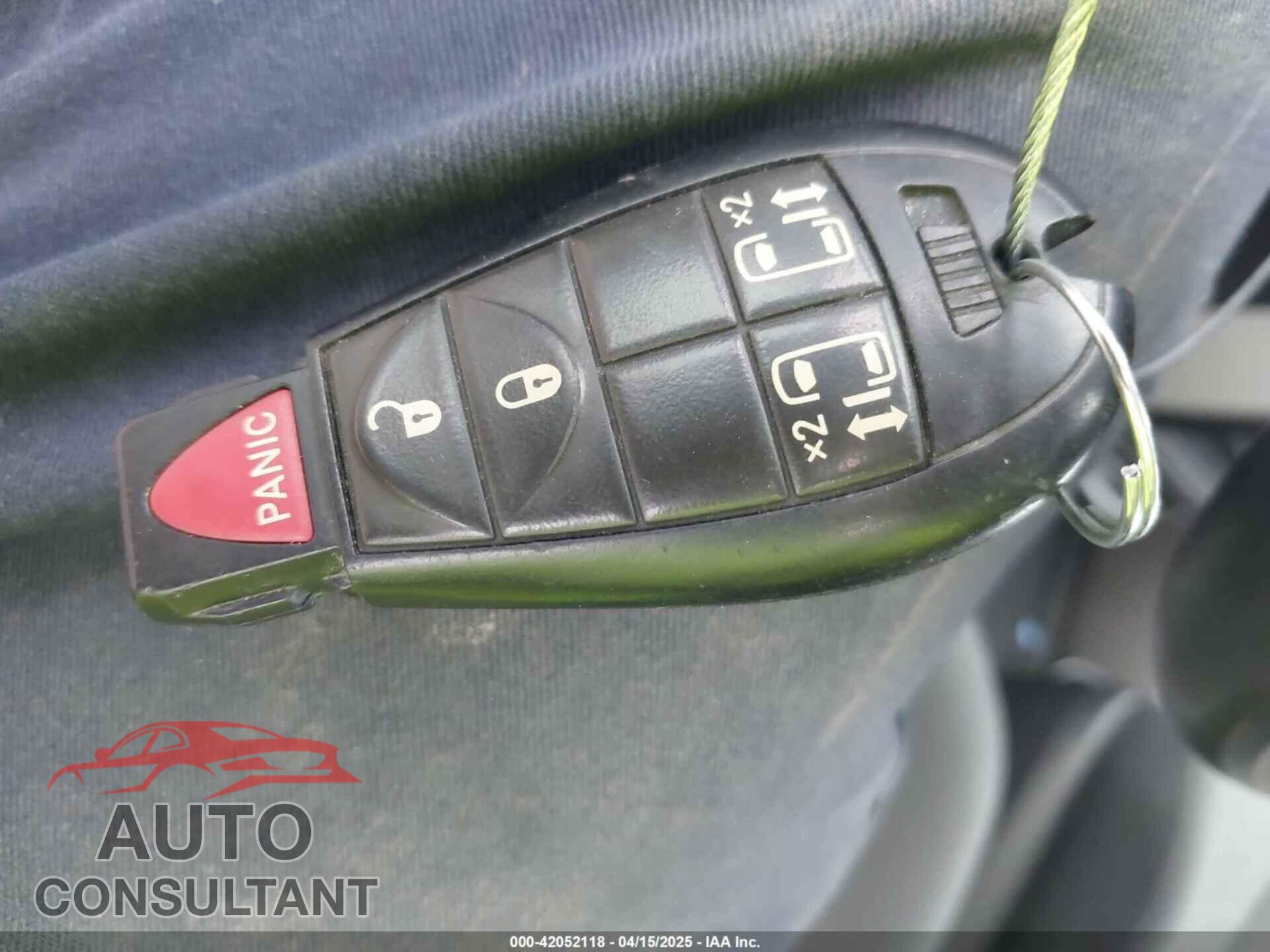 DODGE GRAND CARAVAN 2010 - 2D4RN5D15AR288357