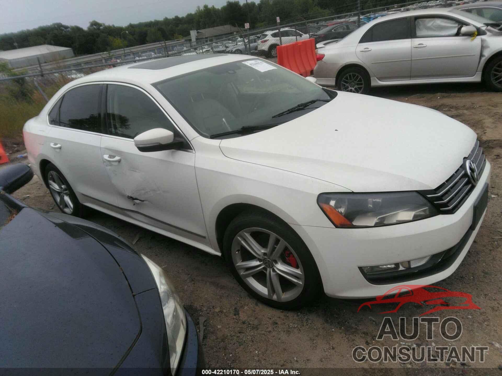 VOLKSWAGEN PASSAT 2014 - 1VWCN7A32EC061384
