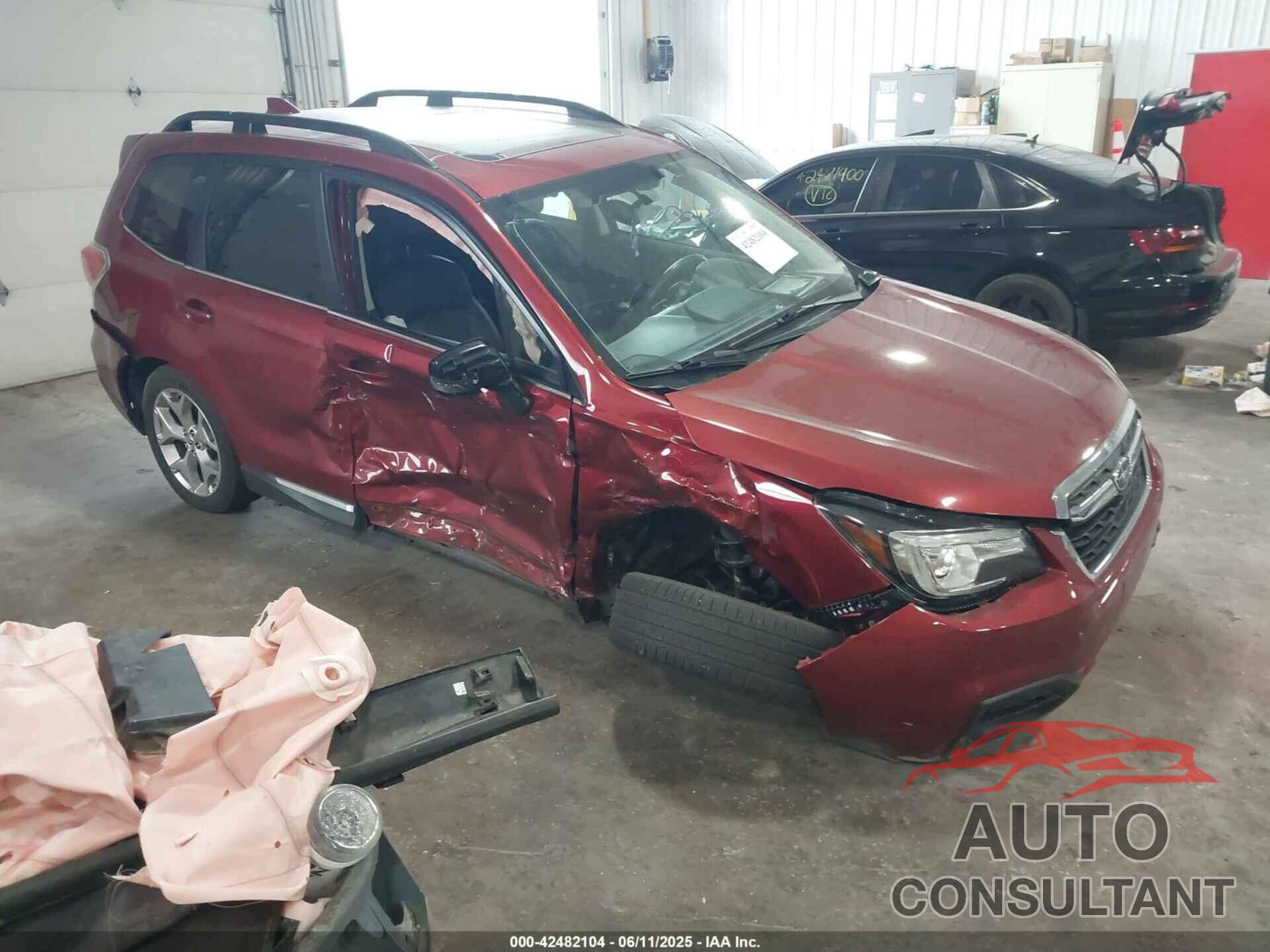SUBARU FORESTER 2017 - JF2SJAWCXHH571345