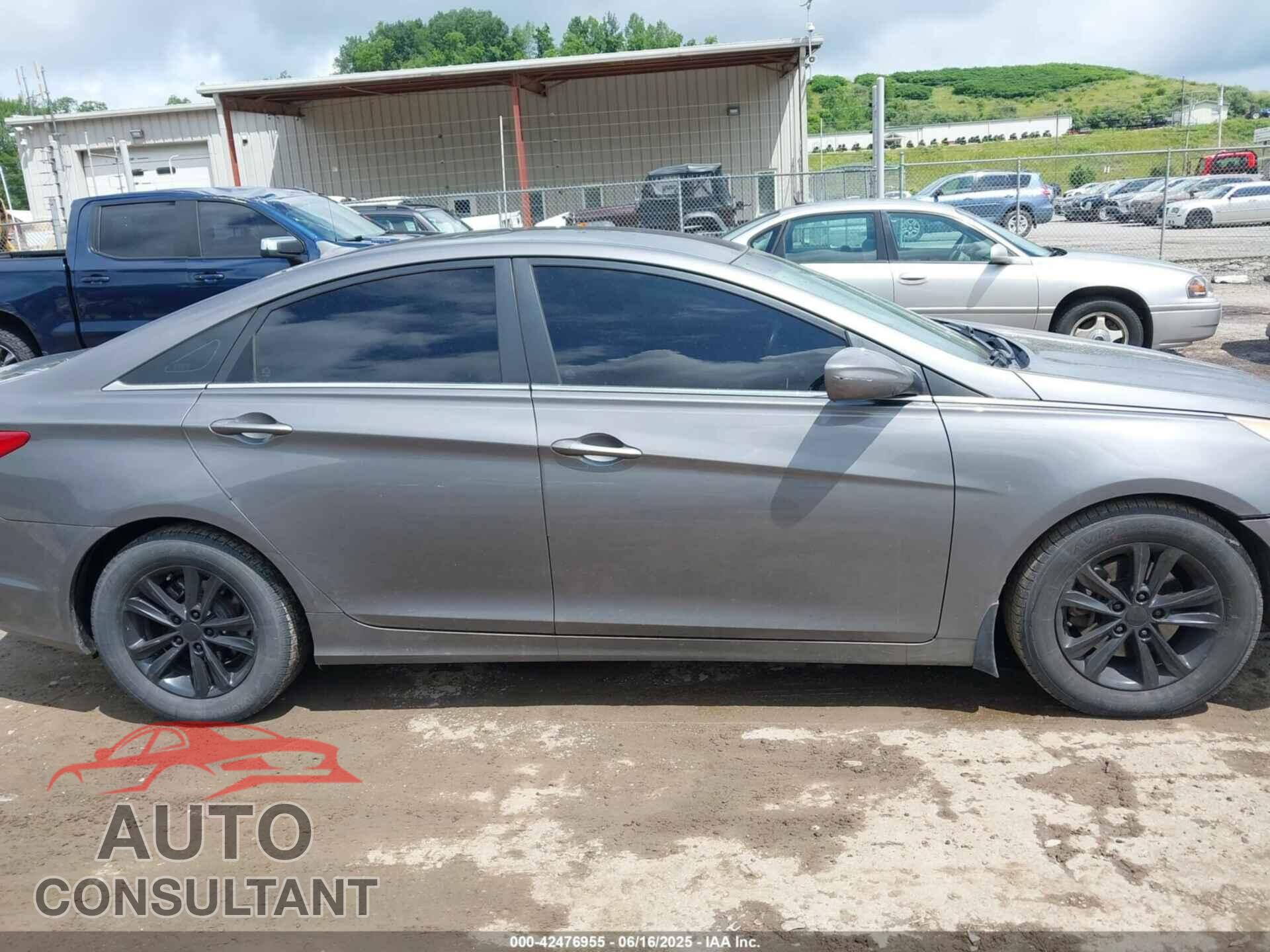 HYUNDAI SONATA 2011 - 5NPEB4AC3BH206354