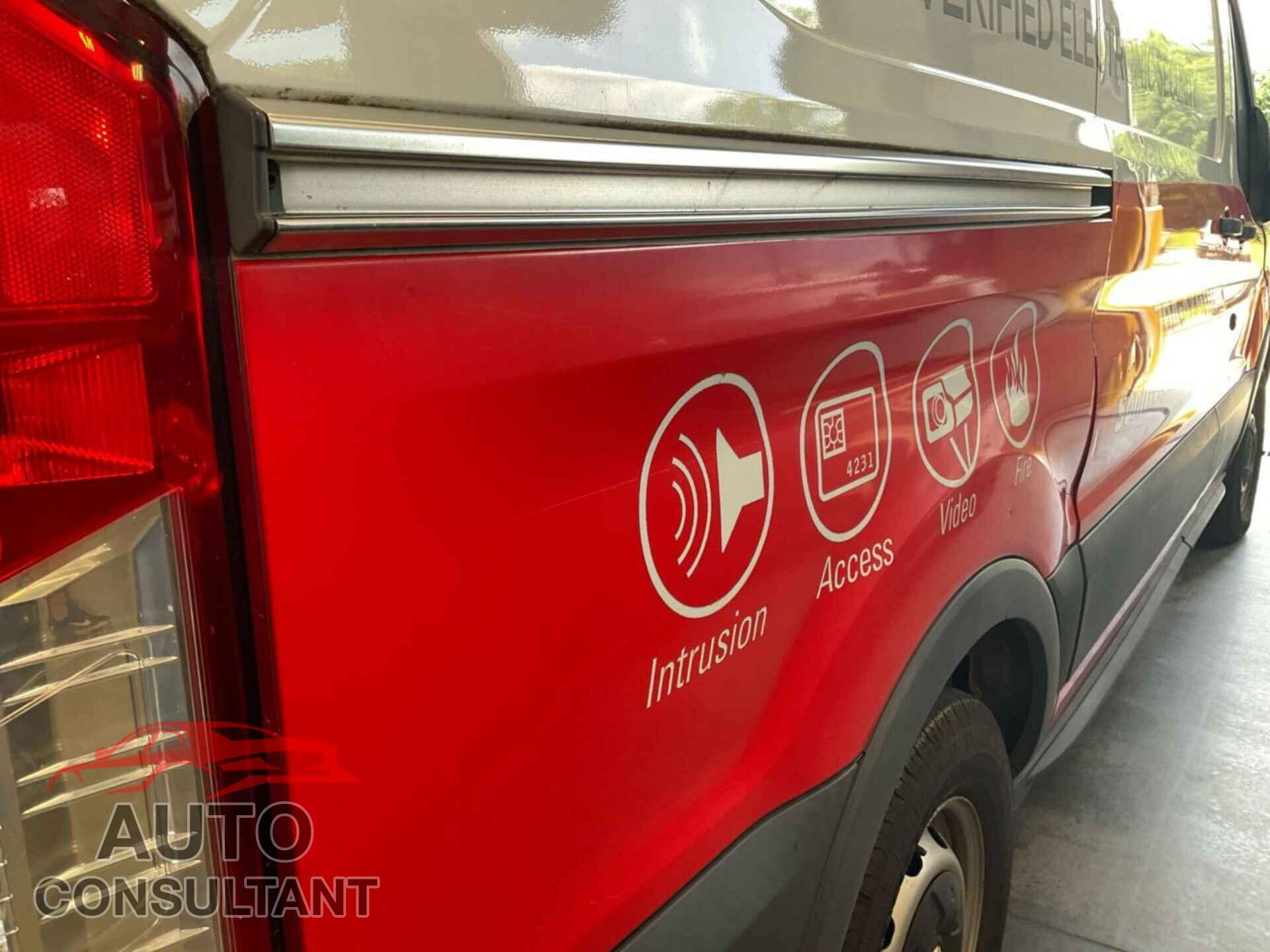FORD TRANSIT 2016 - 1FTYE1YM1GKB53387