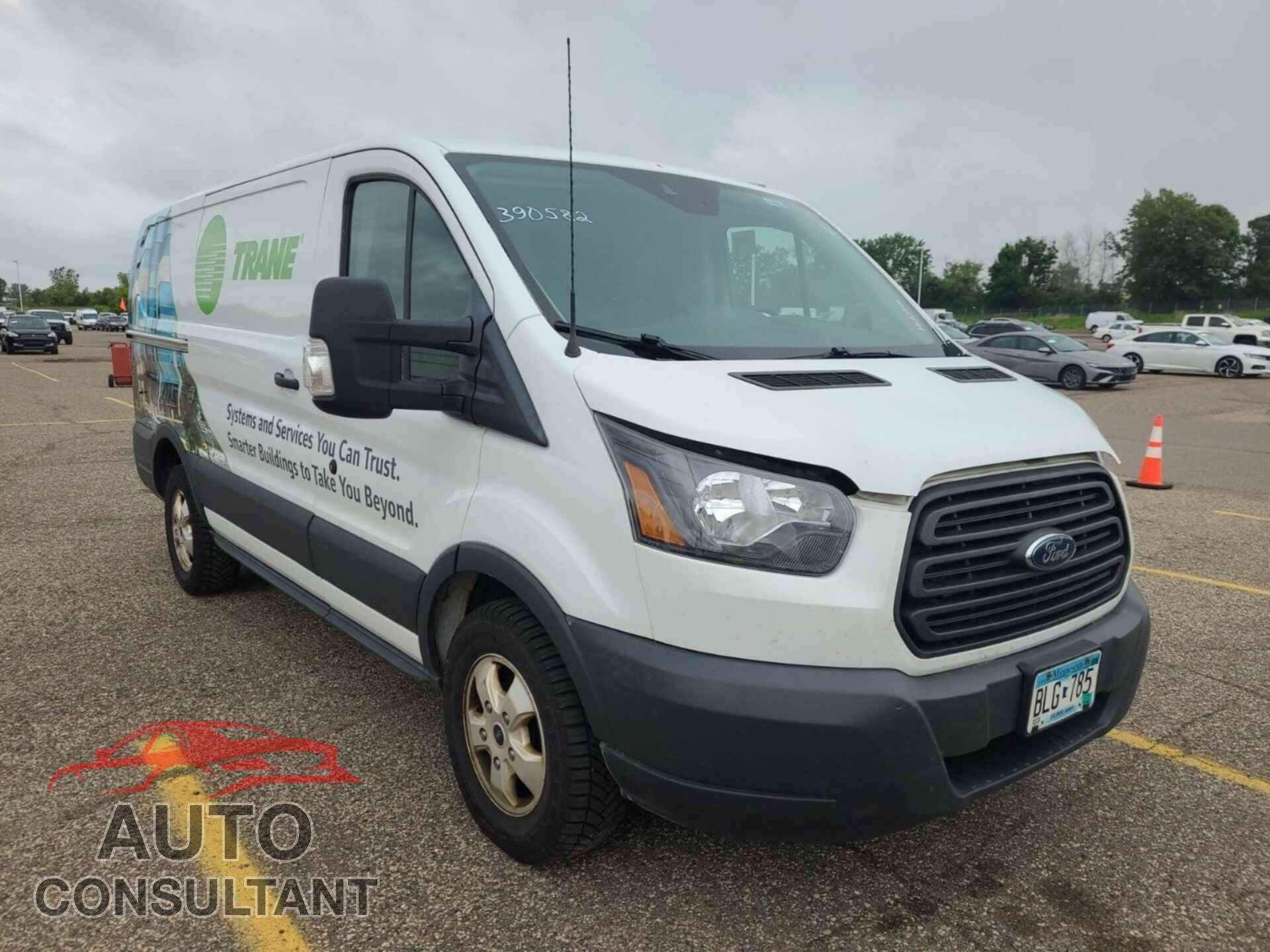 FORD TRANSIT 2018 - 1FTYR1YG3JKB52229