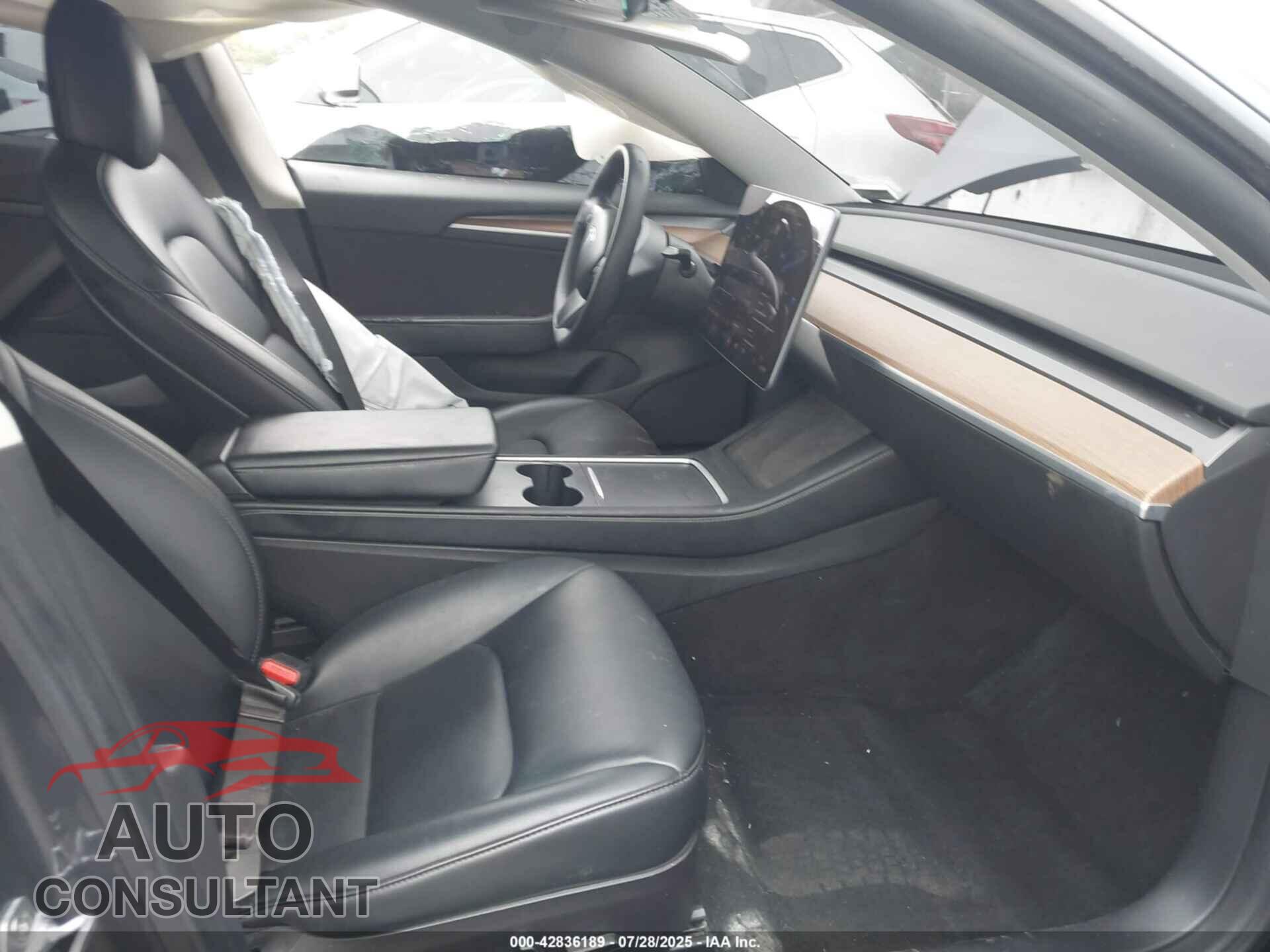 TESLA MODEL 3 2022 - 5YJ3E1EA2NF235465