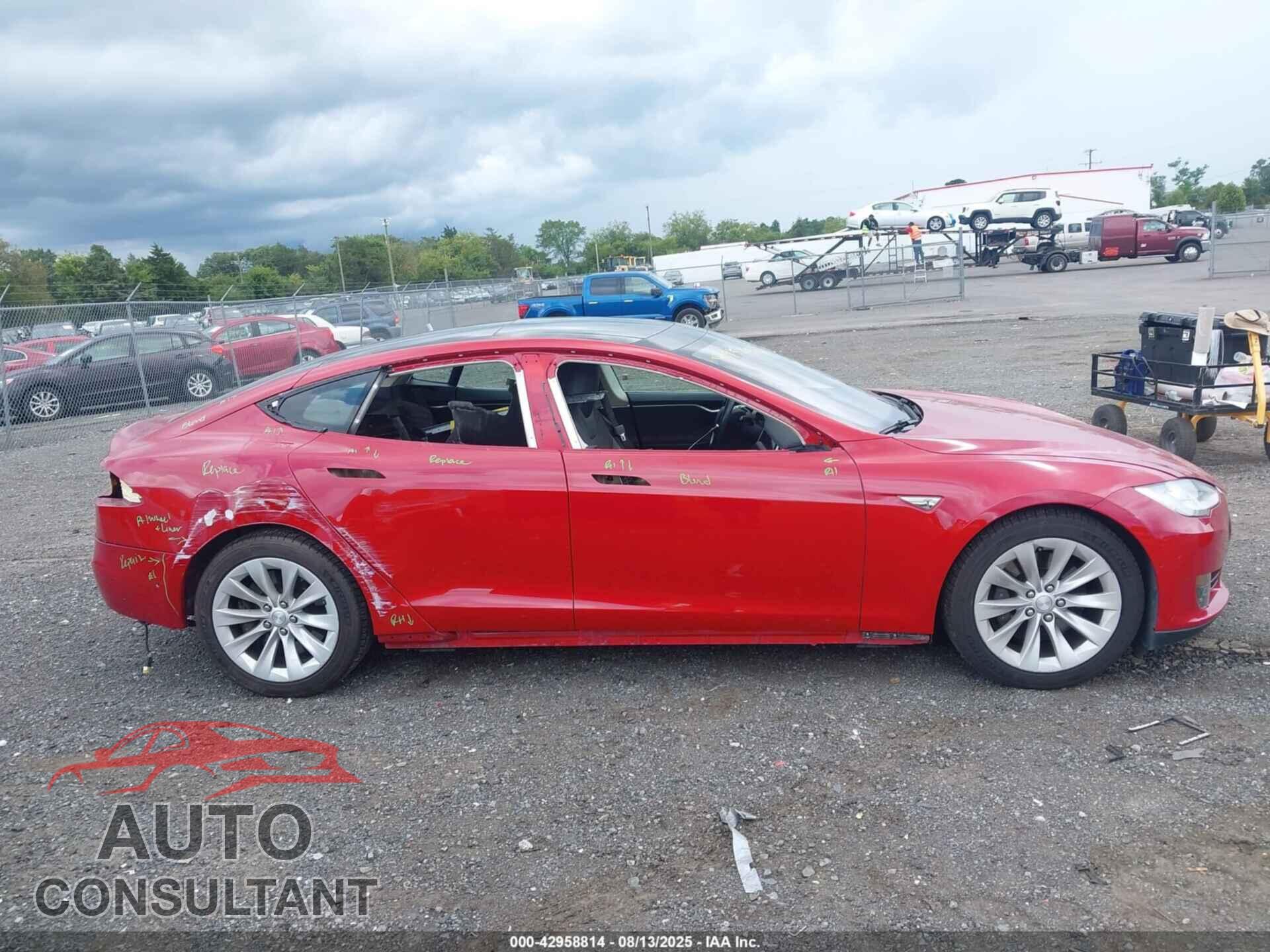 TESLA MODEL S 2016 - 5YJSA1E22GF136745