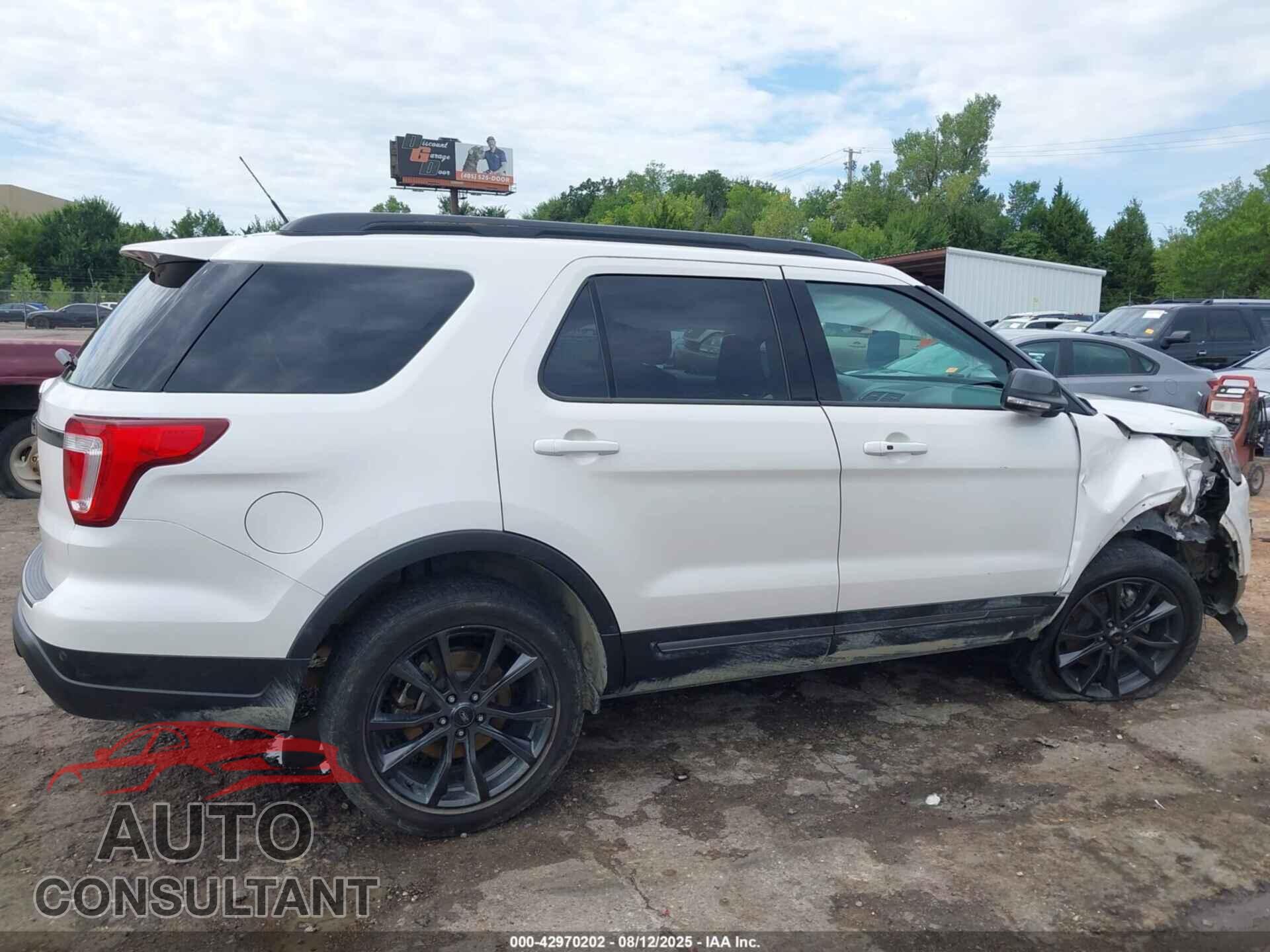 FORD EXPLORER 2018 - 1FM5K7D86JGB55164