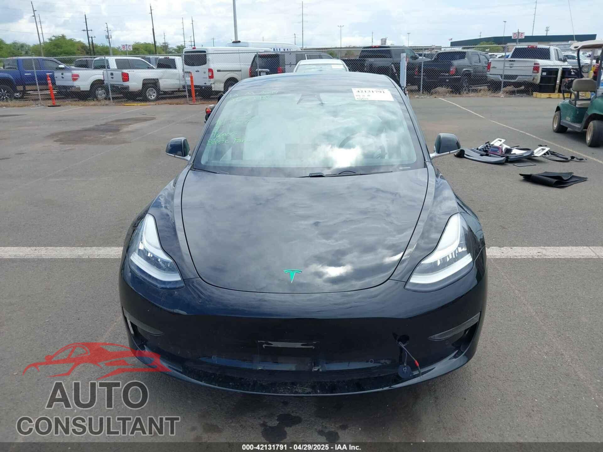 TESLA MODEL 3 2019 - 5YJ3E1EA7KF445166